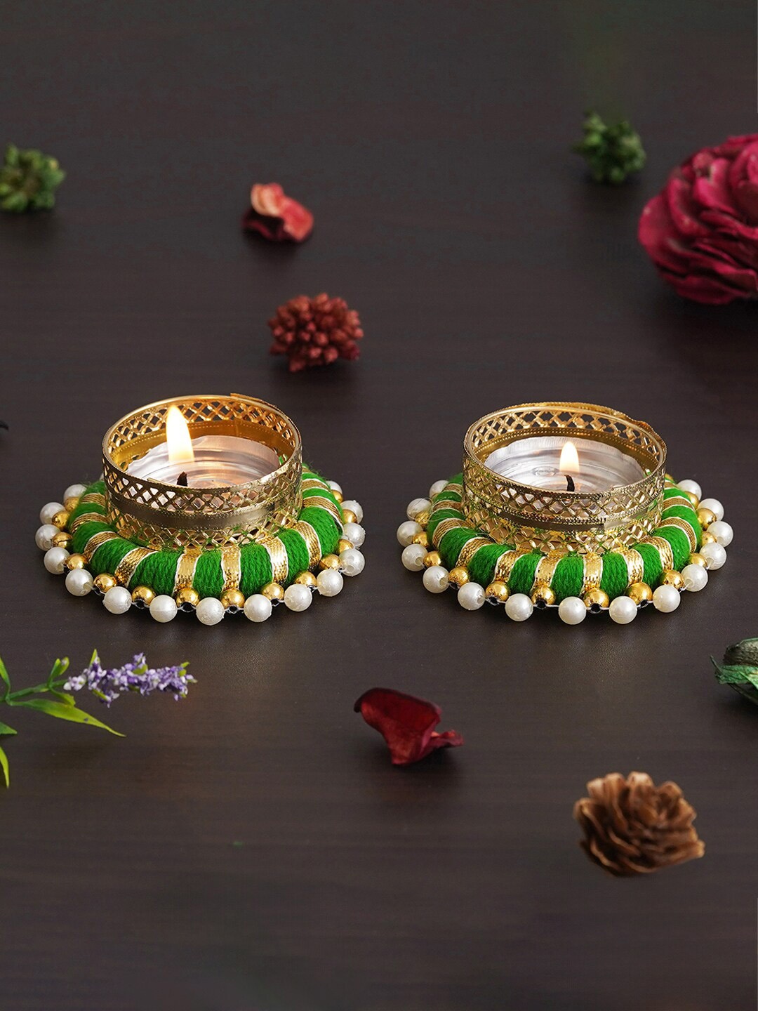 

eCraftIndia Green & Gold-Toned 2 Pieces Textured Round Metal Tea Light Candle Holders