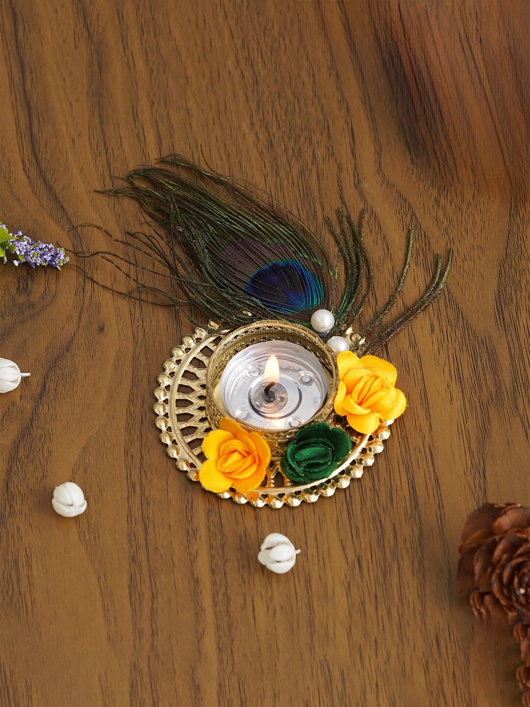 

eCraftIndia Gold Toned & Green Candle Holder