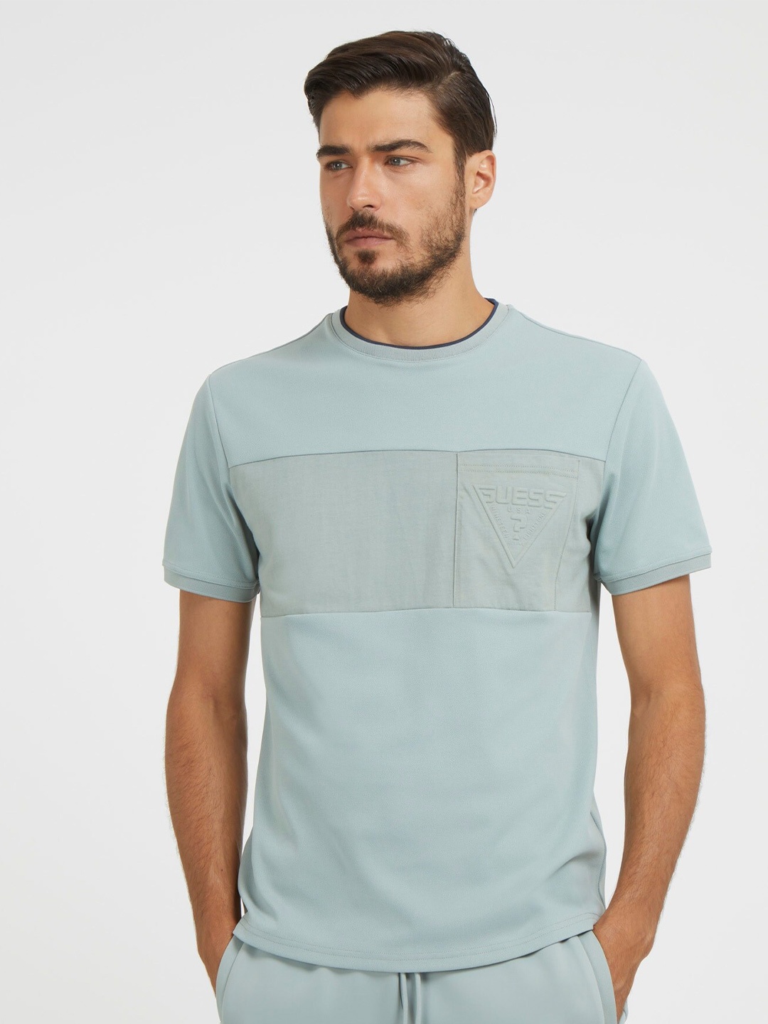 

GUESS Colourblocked Pure Cotton T-shirt, Grey