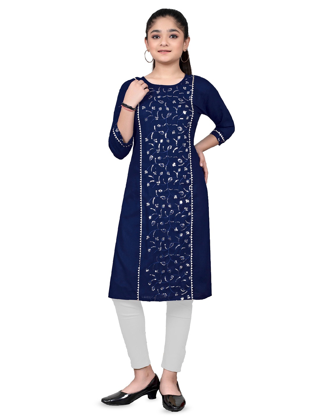 

BAESD Girls Floral Sequined Embroidered Round Neck Straight Kurta, Blue