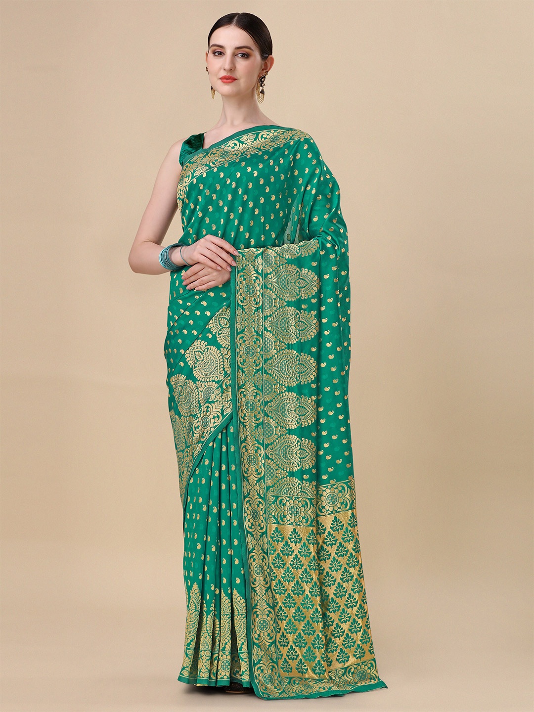 

Ashiya Fab Ethnic Motifs Woven Design Zari Kanjeevaram Saree, Green