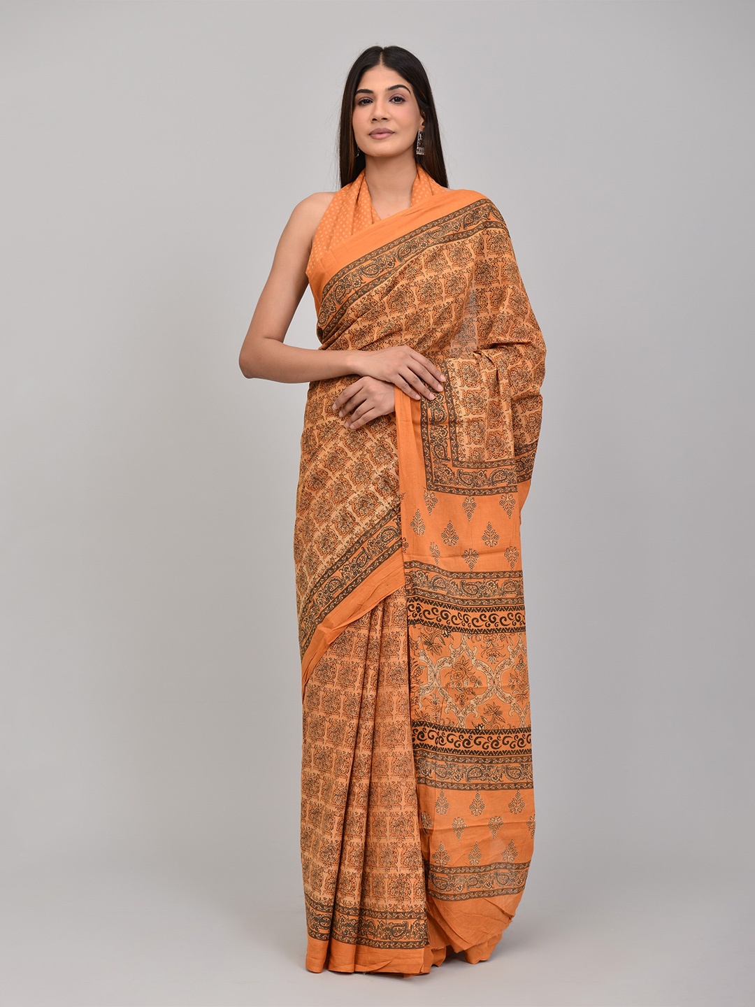 

Shivanya Handicrafts Ethnic Motifs Pure Cotton Block Print Saree, Orange