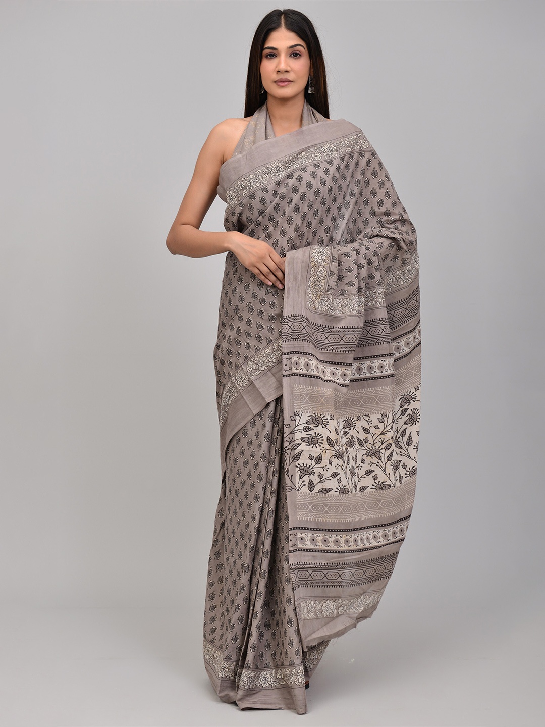 

Shivanya Handicrafts Floral Pure Cotton Block Print Saree, Grey melange