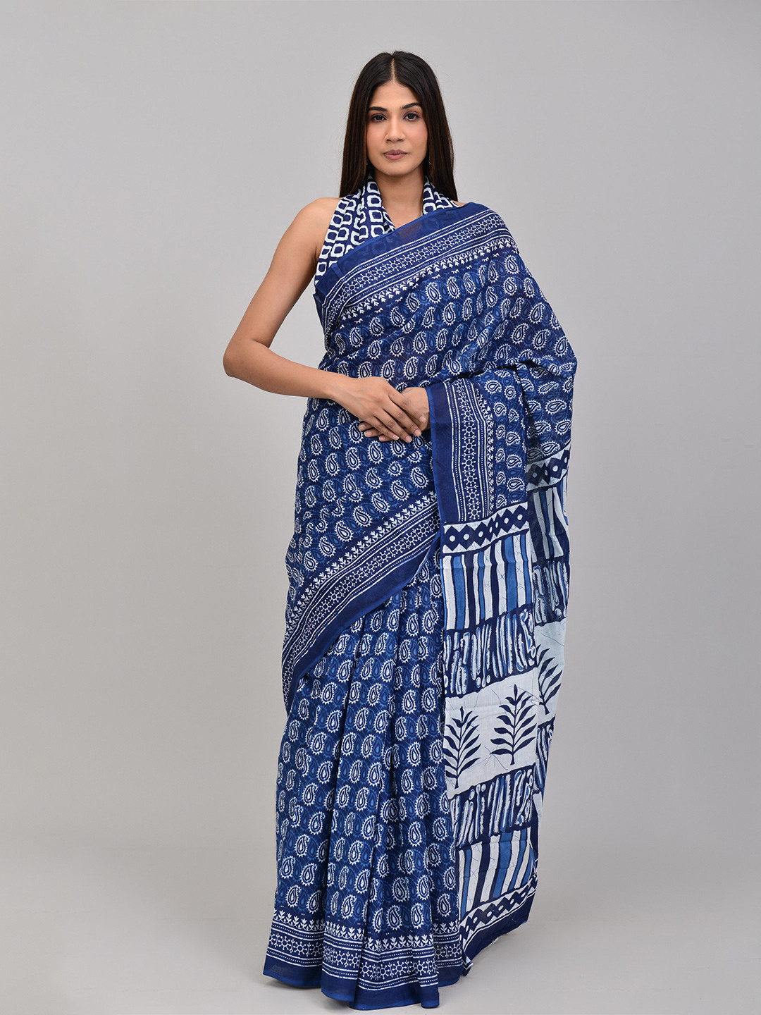 

Shivanya Handicrafts Ethnic Motifs Pure Cotton Block Print Saree, Blue