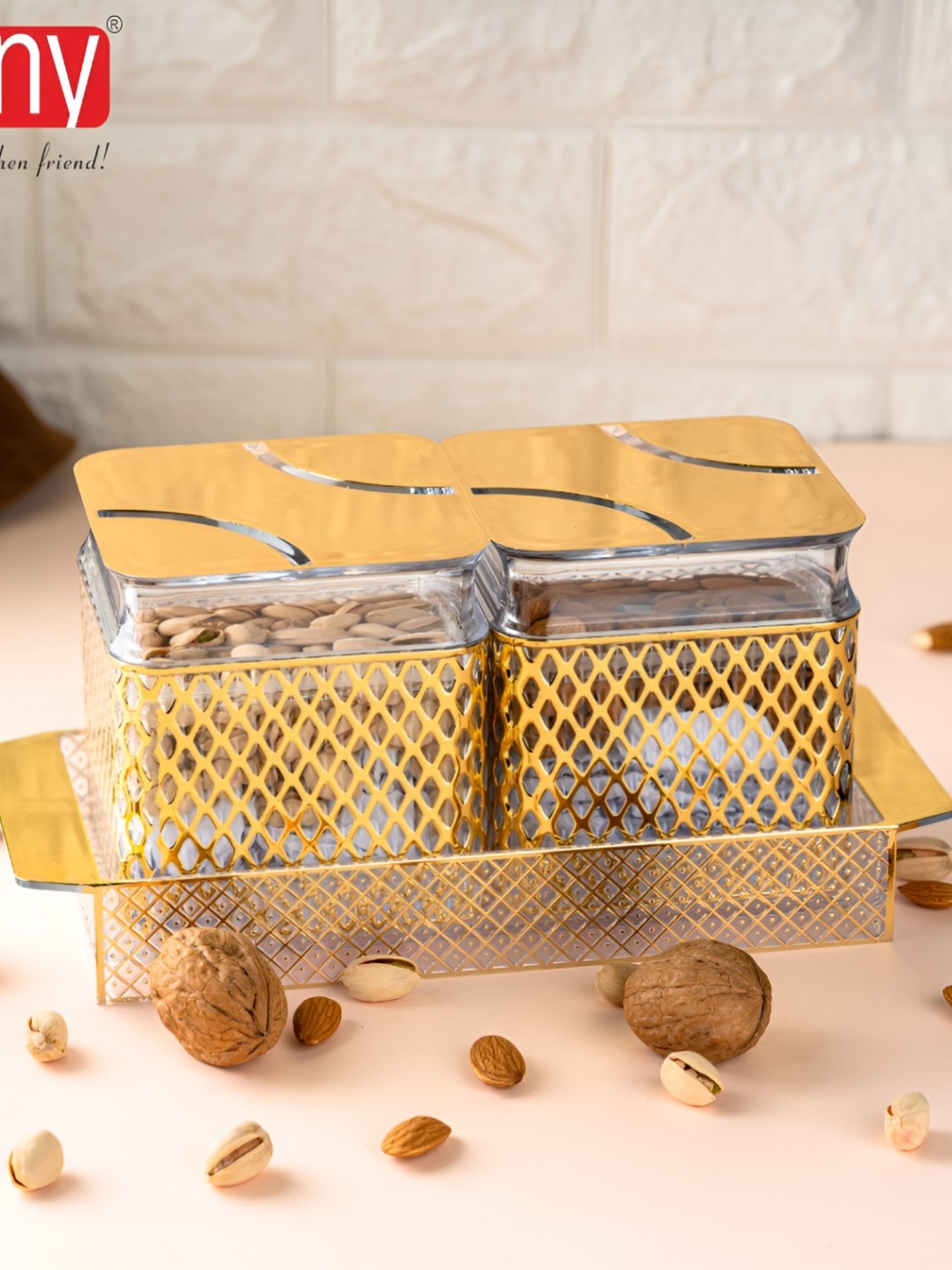 

Speack Gold-Toned 2 Pieces Food Container with Leak-Free Lid and Tray 500 ml