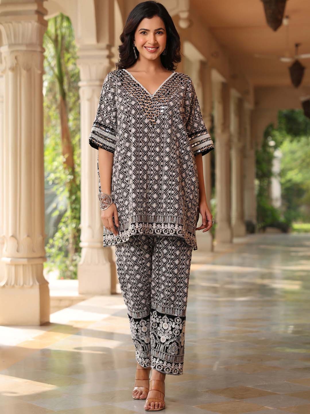 

PRATAP SONS Chikankari Embroidered Cotton Silk Tunic With Trousers & Inner Slip, Black