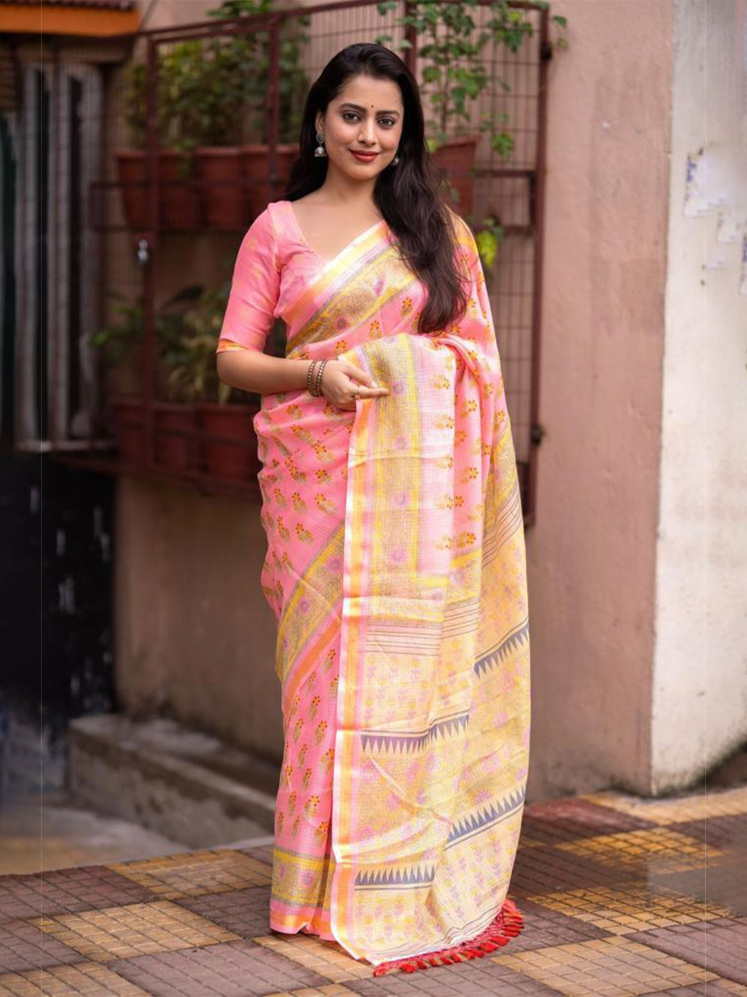 

STAVA CREATION Silk Blend Ready to Wear Kota Saree, Pink