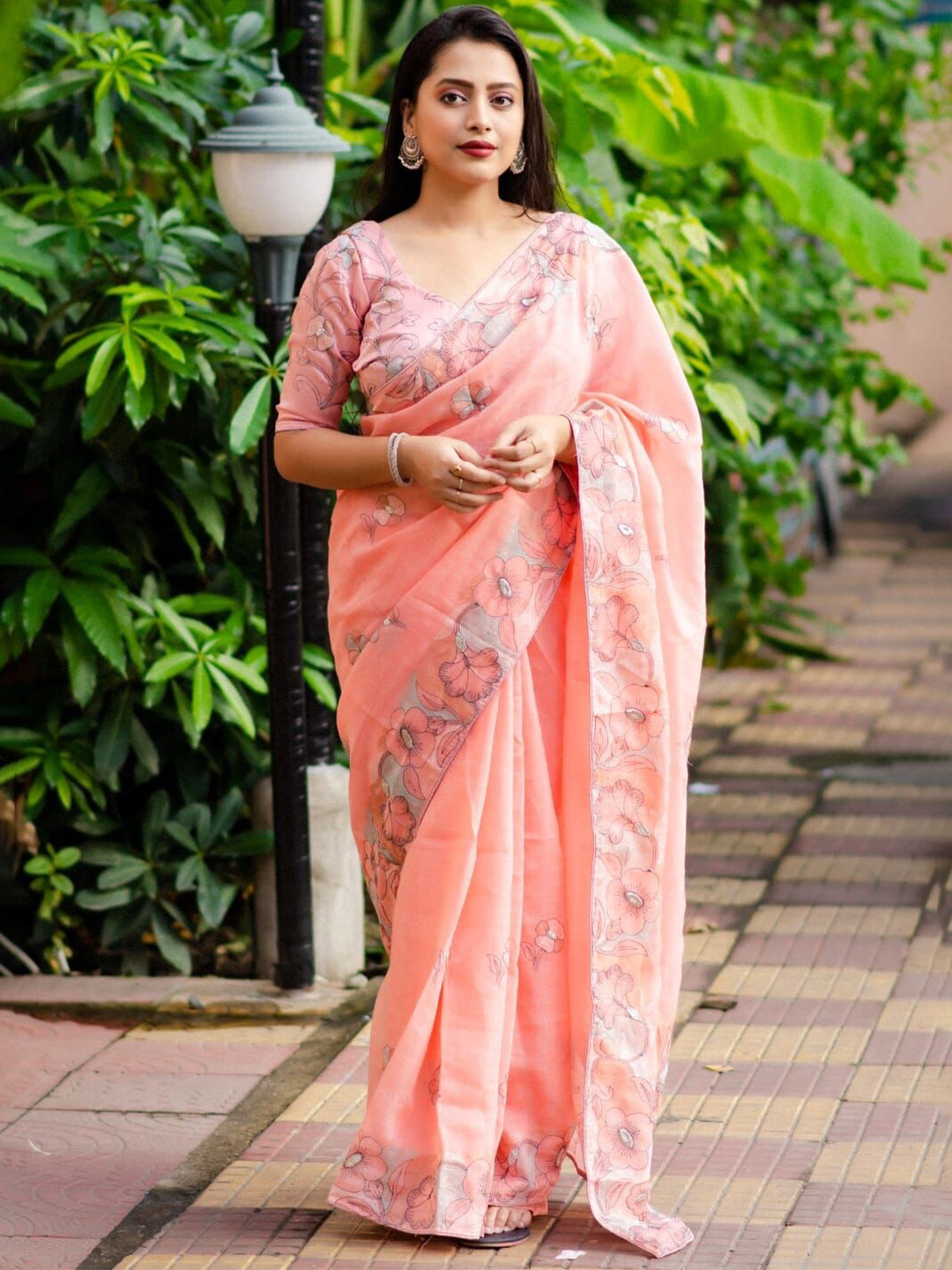 

STAVA CREATION Ethnic Motifs Pure Linen Designer Saree, Pink
