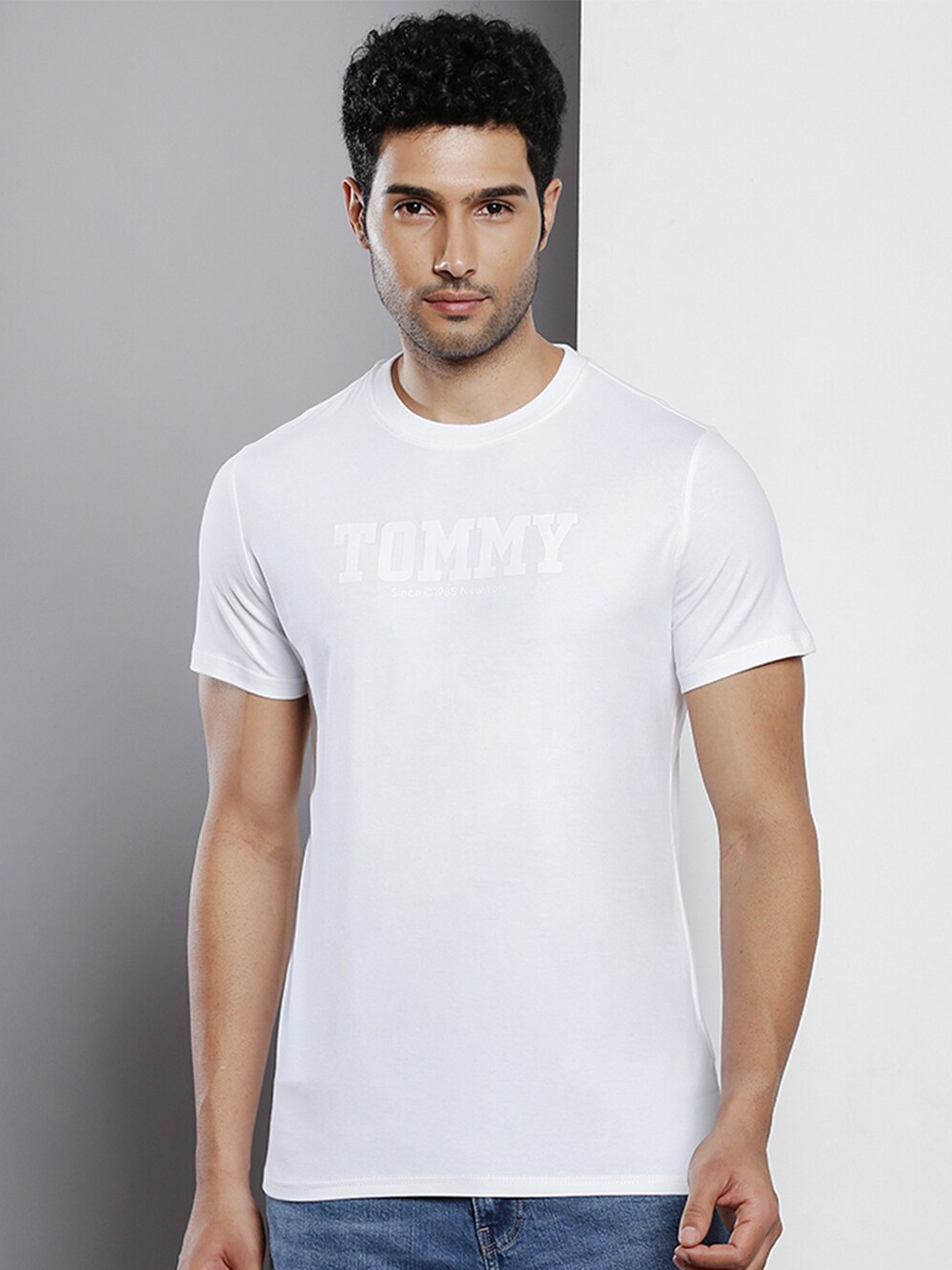 

Tommy Hilfiger Round Neck Short Sleeves T-shirt, White