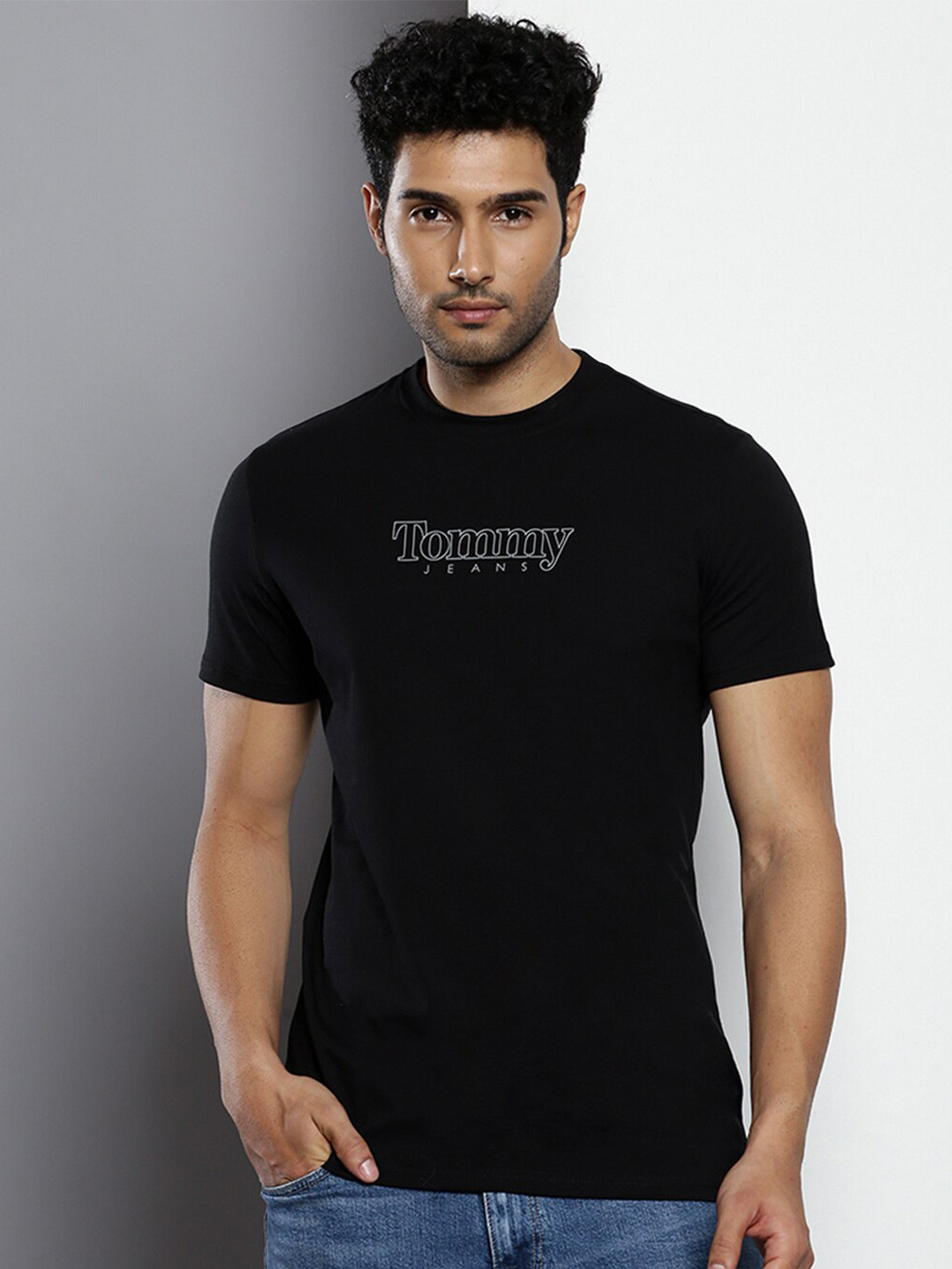 

Tommy Hilfiger Typography Printed Printed Short Sleeves T-shirt, Black