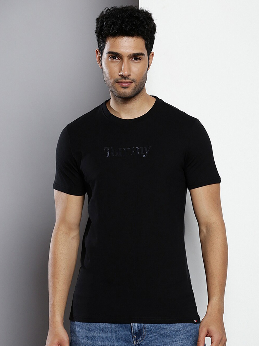 

Tommy Hilfiger Round Neck Short Sleeves T-shirt, Black