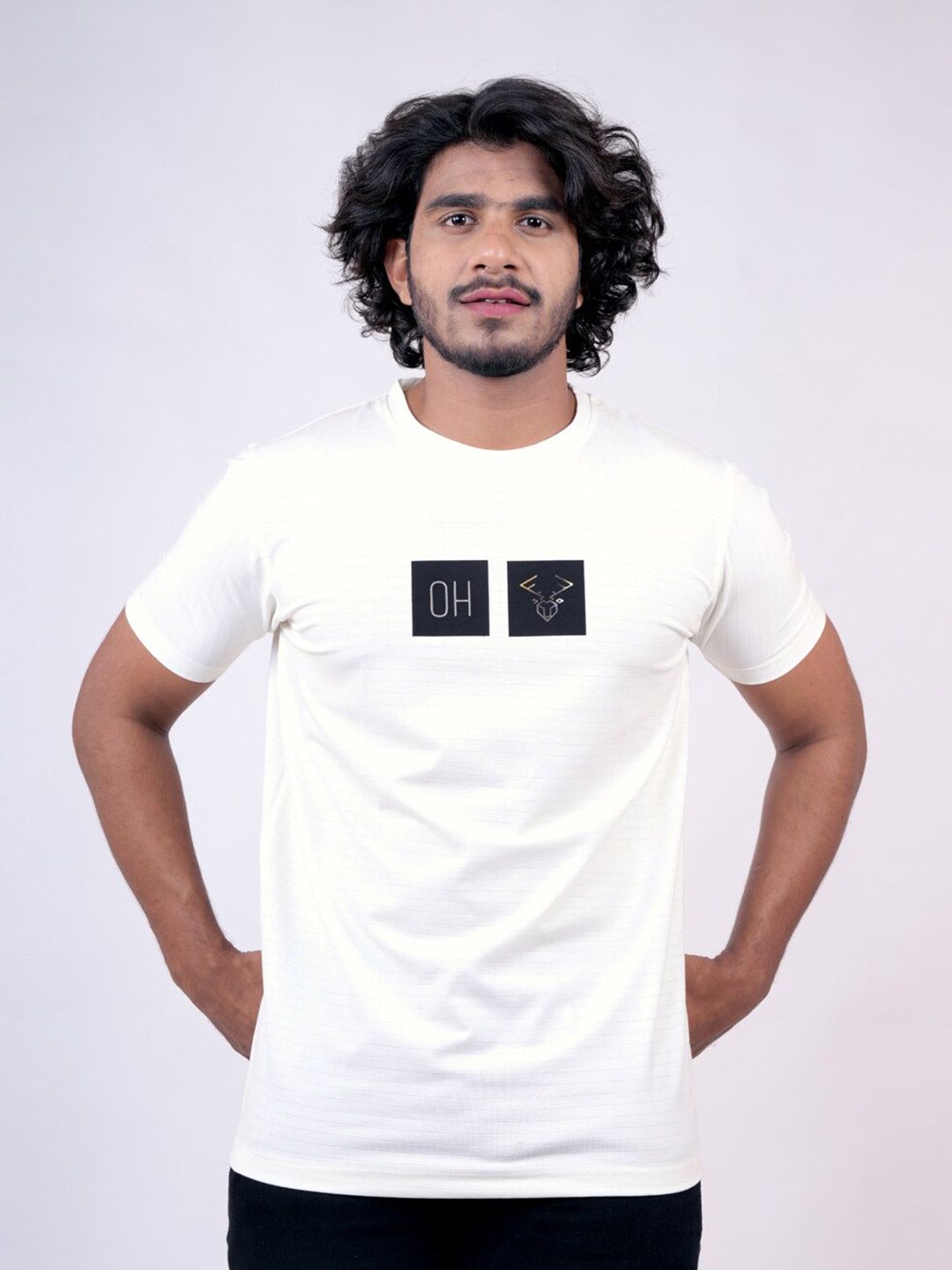 

Pontiac Typography Printed Cotton T-shirt, White