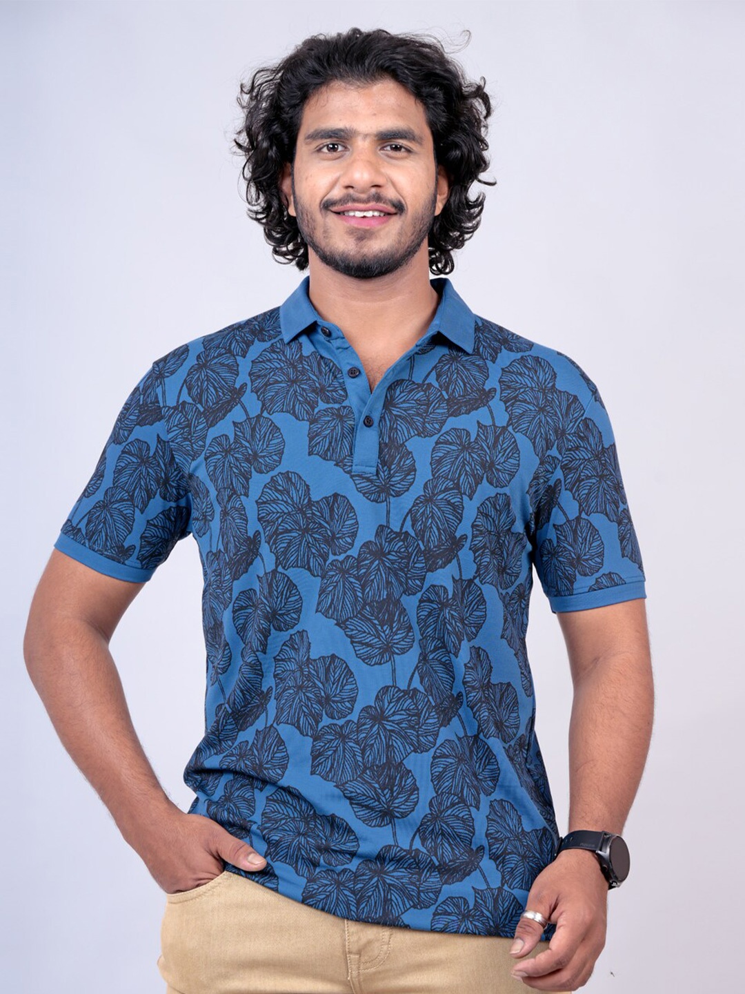 

Pontiac Tropical Printed Polo Collar Cotton T-shirt, Blue