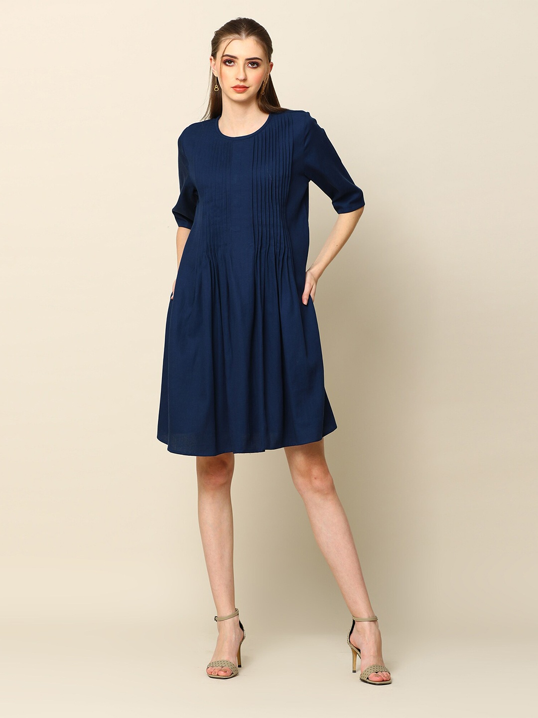 

Saltpetre Round Neck Knee Length Pintuck Dress, Navy blue