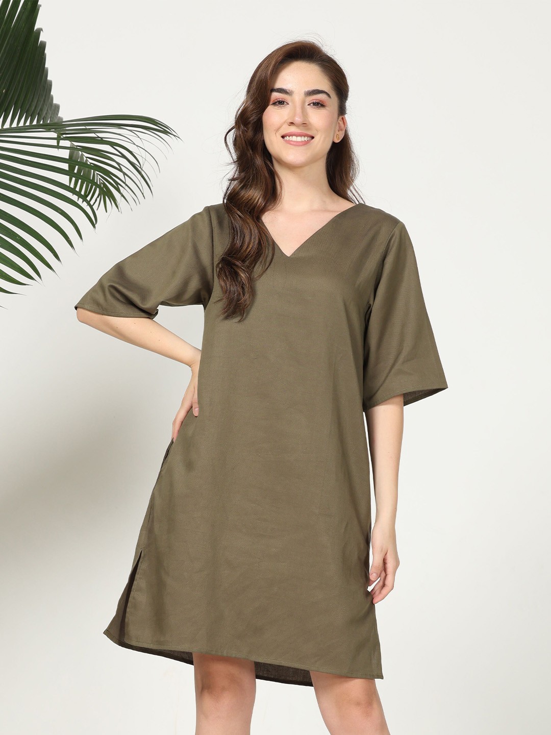 

Saltpetre V-Neck Cotton Above Knee Dress, Olive