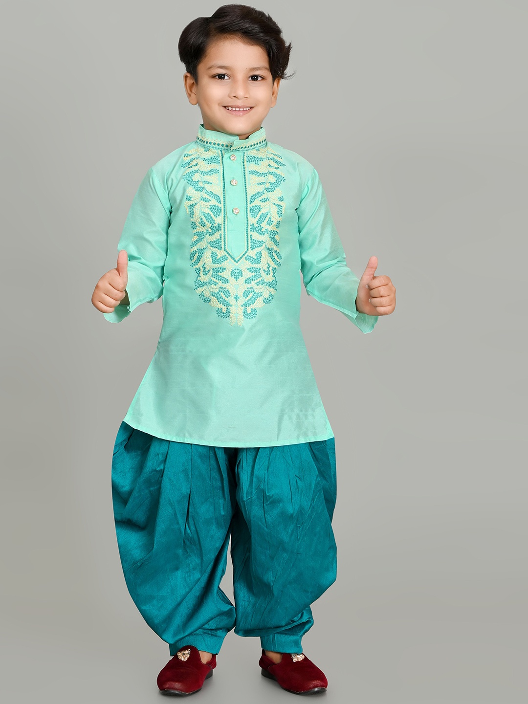 

BAESD Boys Floral Embroidered Mandarin Collar Dupion Silk Straight Kurta with Patiala, Sea green