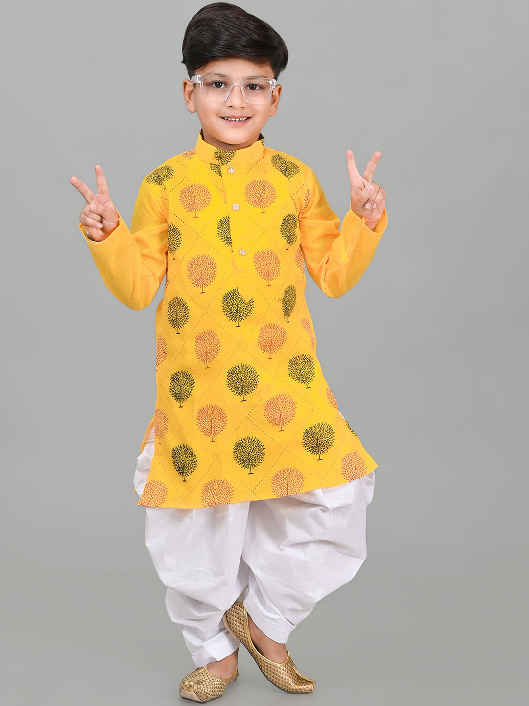 

BAESD Boys Floral Printed Regular Kurta with Patiala Set, Yellow