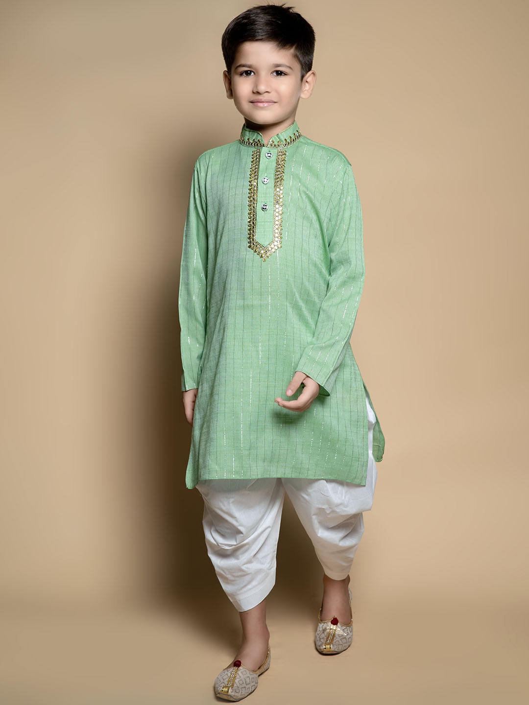 

BAESD Boys Embroidered Striped Mandarin Collar Regular Mirror Work Kurta with Patiala, Green