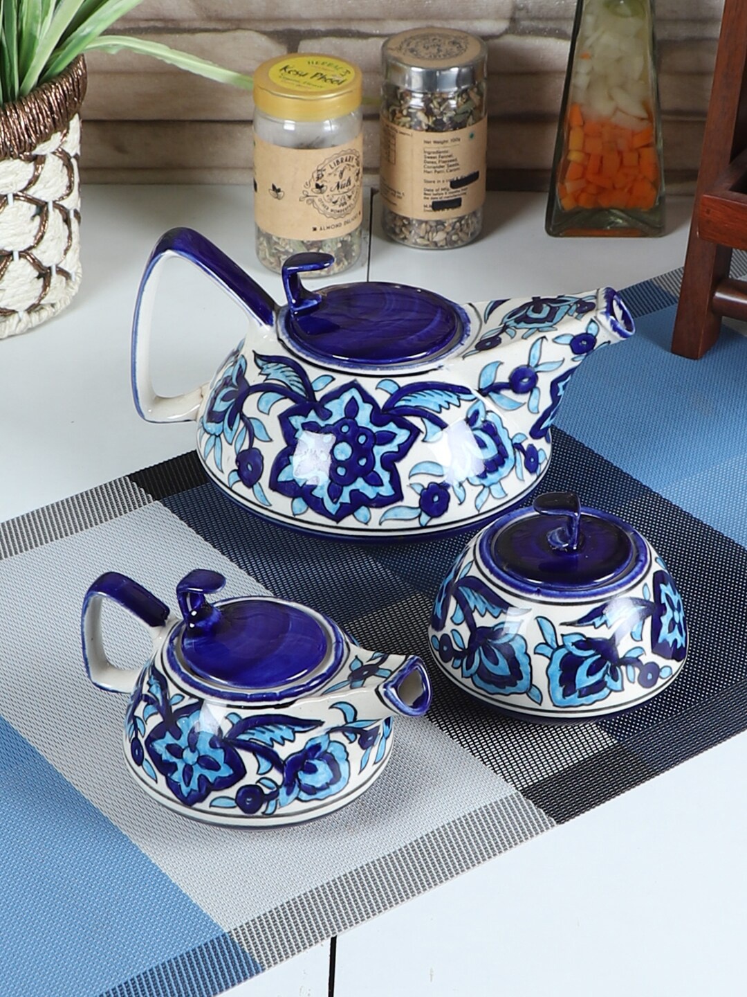 

CDI Blue & White 3 Pieces Printed Ceramic Glossy Kettle Set