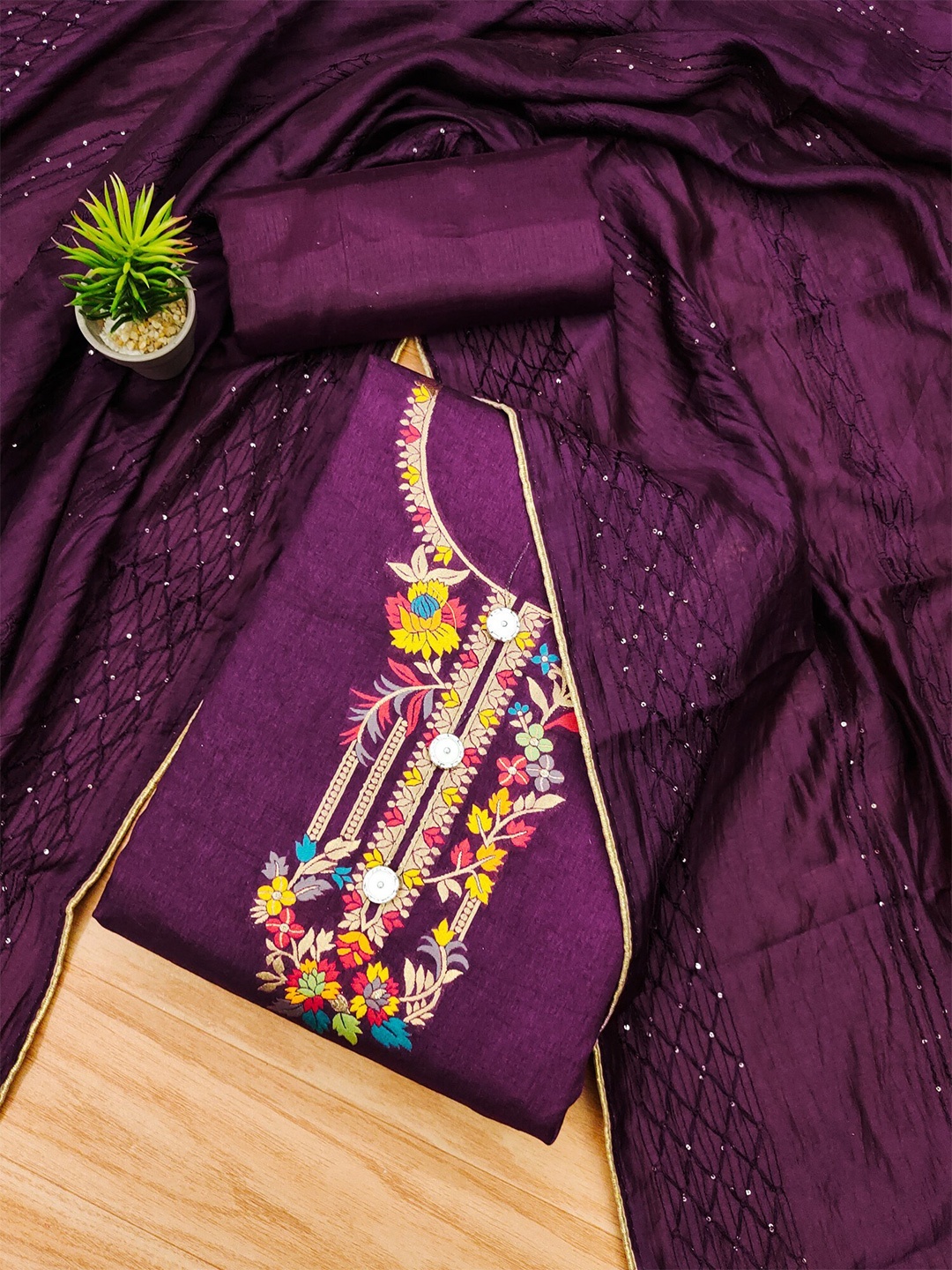 

Panzora Floral Woven Design Sequinned Banarasi Jacquard Unstitched Dress Material, Purple