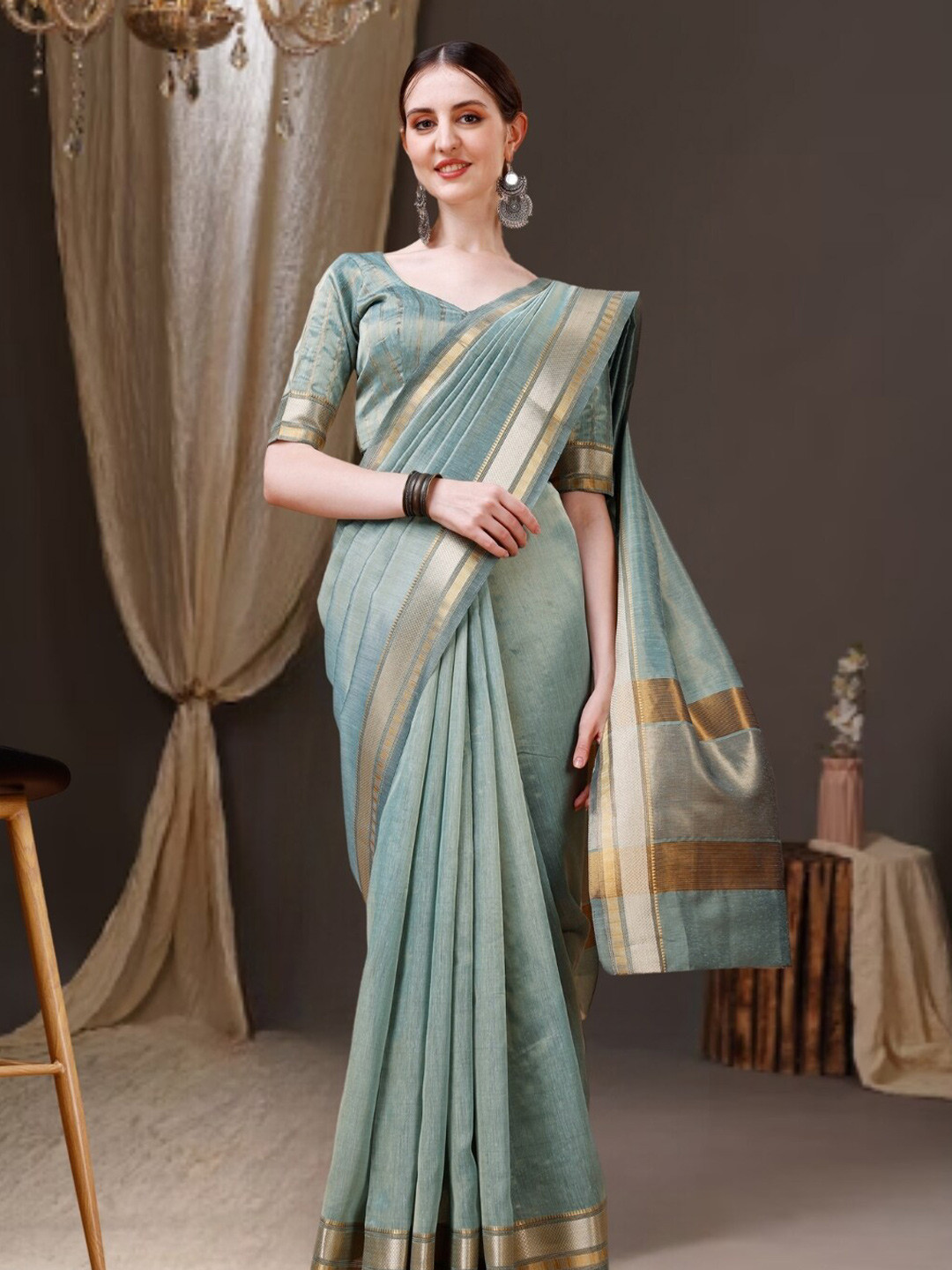 

MAGMINA Zari Banarasi Saree, Grey melange