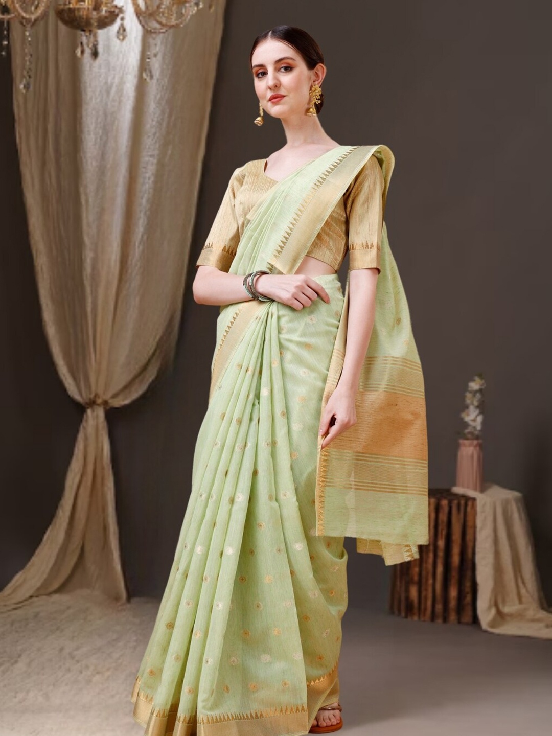 

MAGMINA Ethnic Motifs Woven Design Zari Banarasi Saree, Sea green