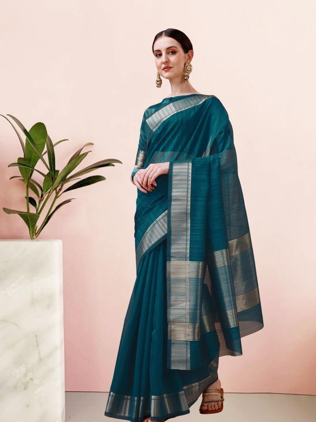 

MAGMINA Woven Design Zari Banarasi Saree, Teal