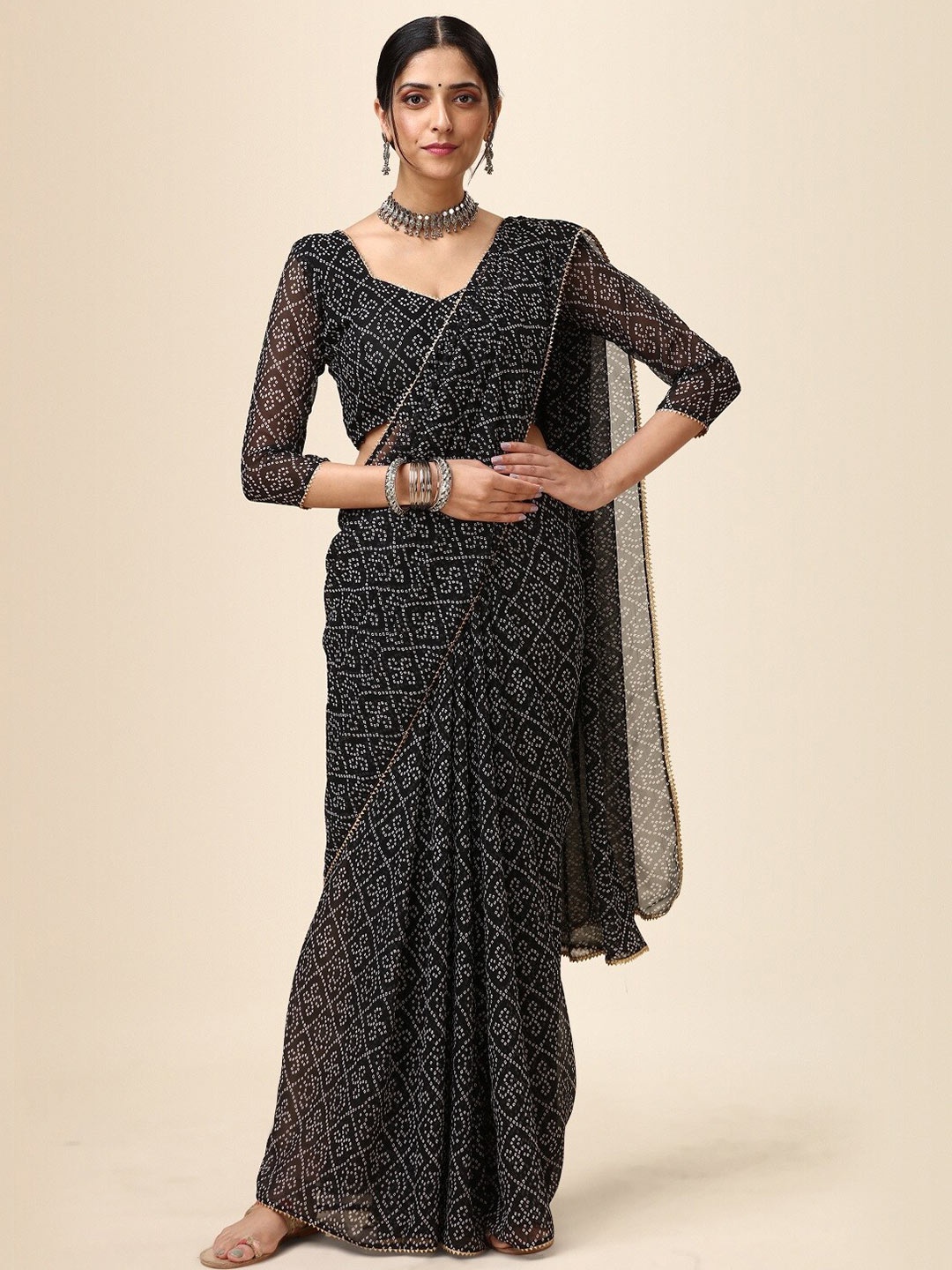 

RadadiyaTRD Bandhani Printed Gotta Patti Pure Georgette Designer Bandhani Saree, Black
