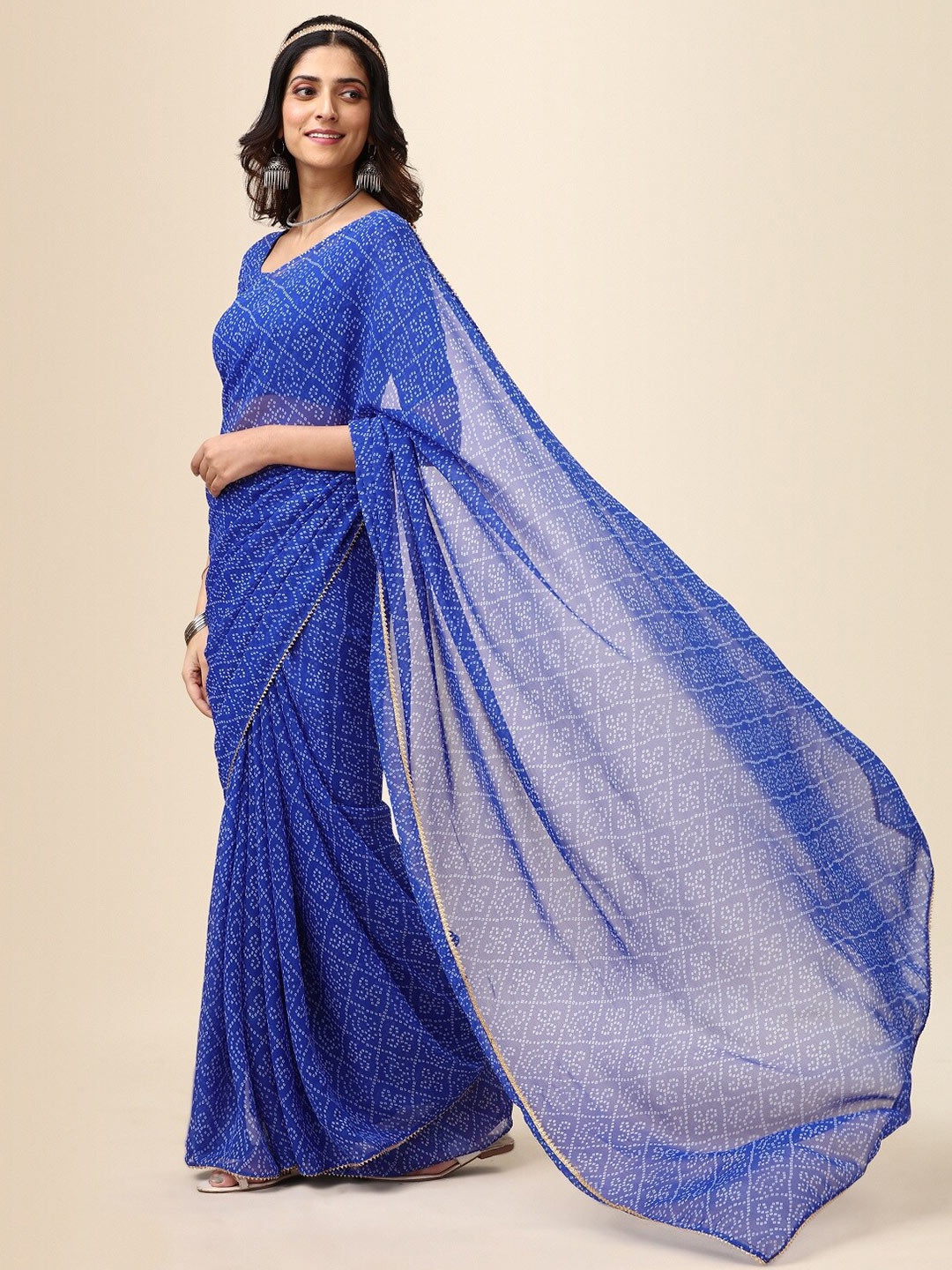 

RadadiyaTRD Bandhani Printed Gotta Patti Zari Pure Georgette Bandhani Saree, Blue