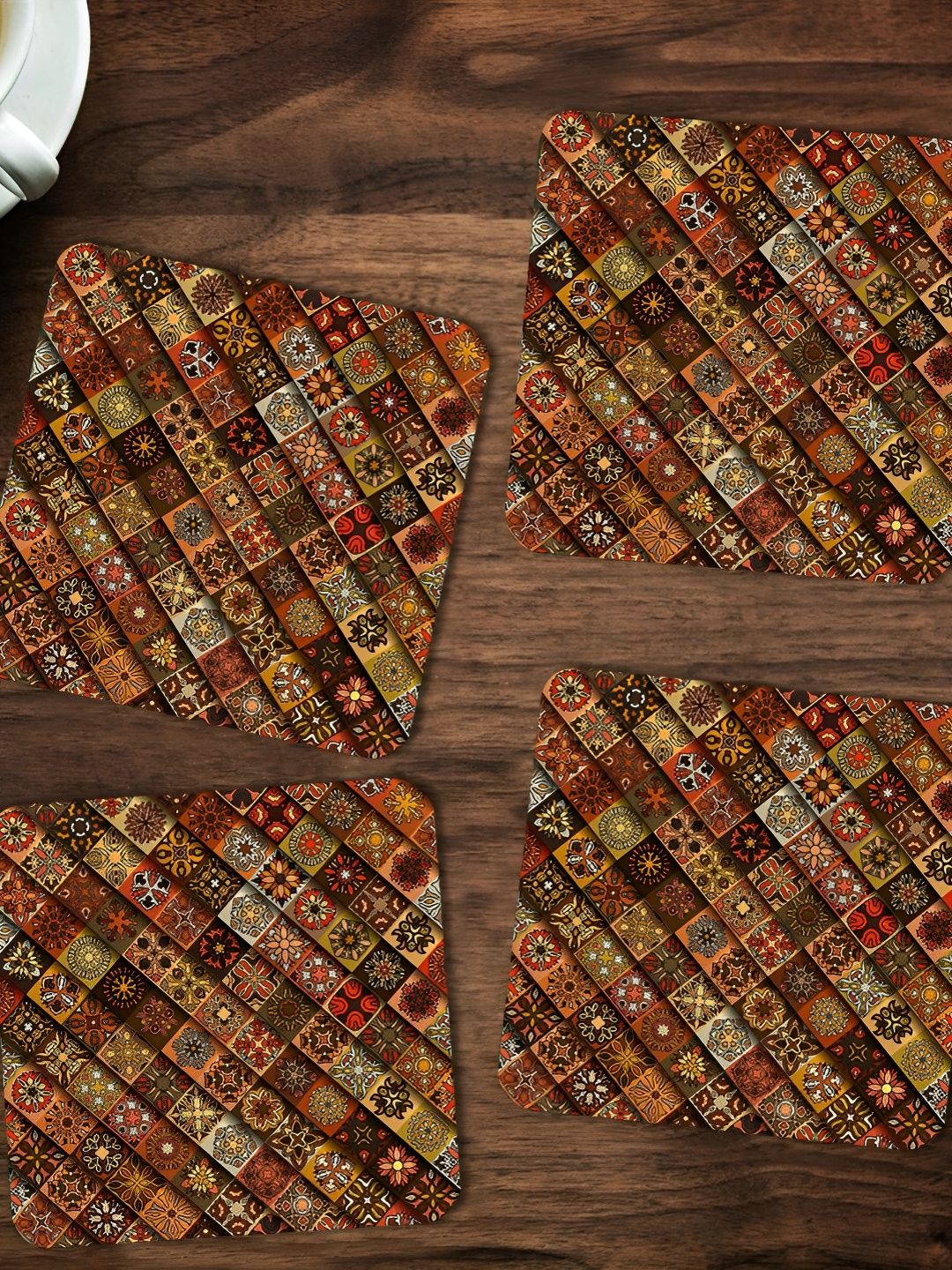 

ARTBUG Brown 4 Pieces Printed Wooden Coasters