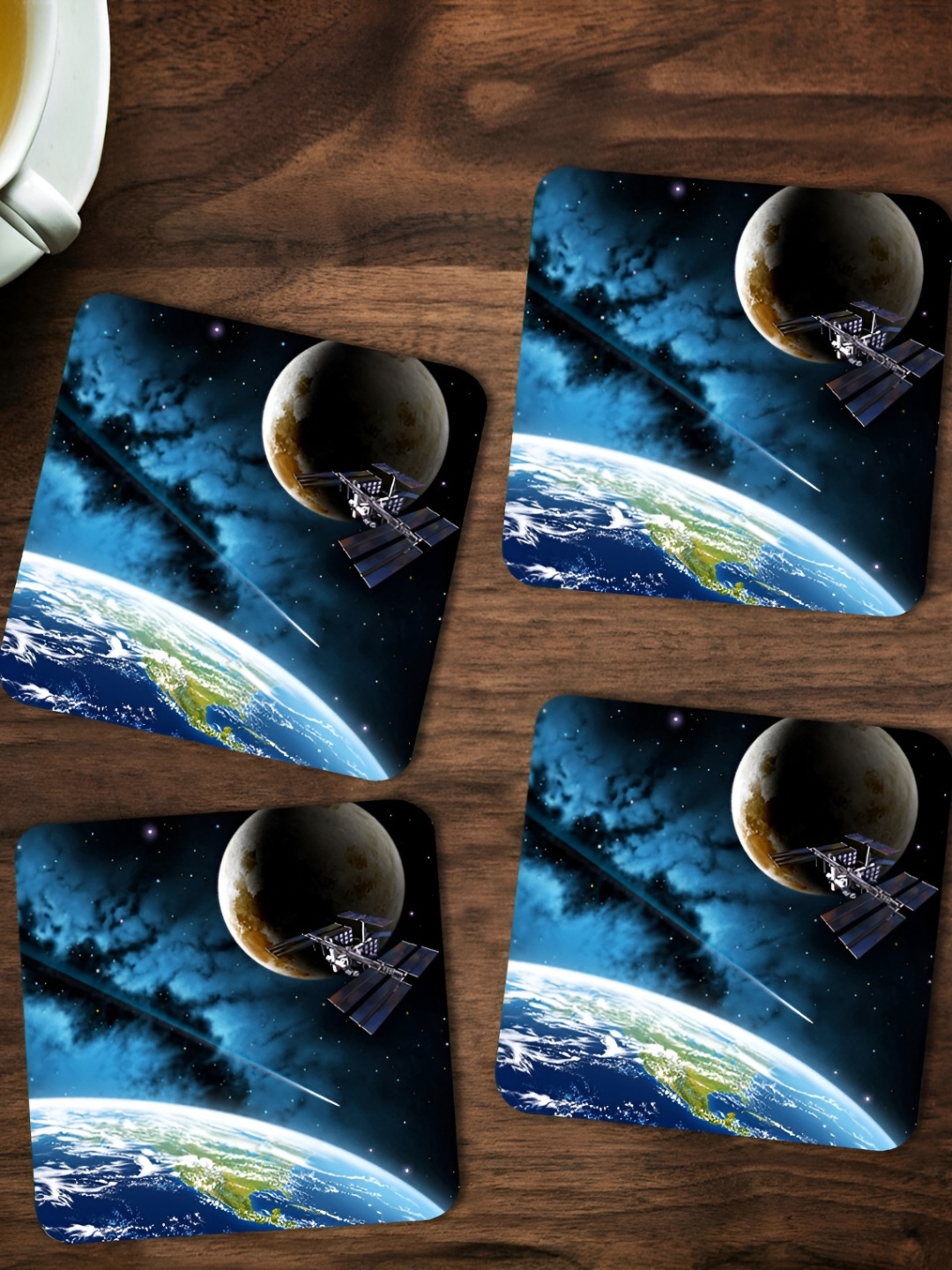 

ARTBUG Blue & Black 4 Pcs Printed Wooden Coasters