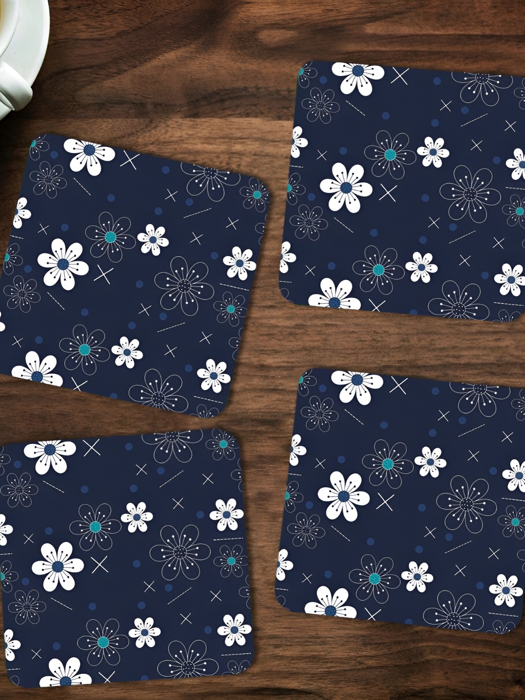 

ARTBUG Navy Blue & White 4 Pcs Printed Wooden Coasters