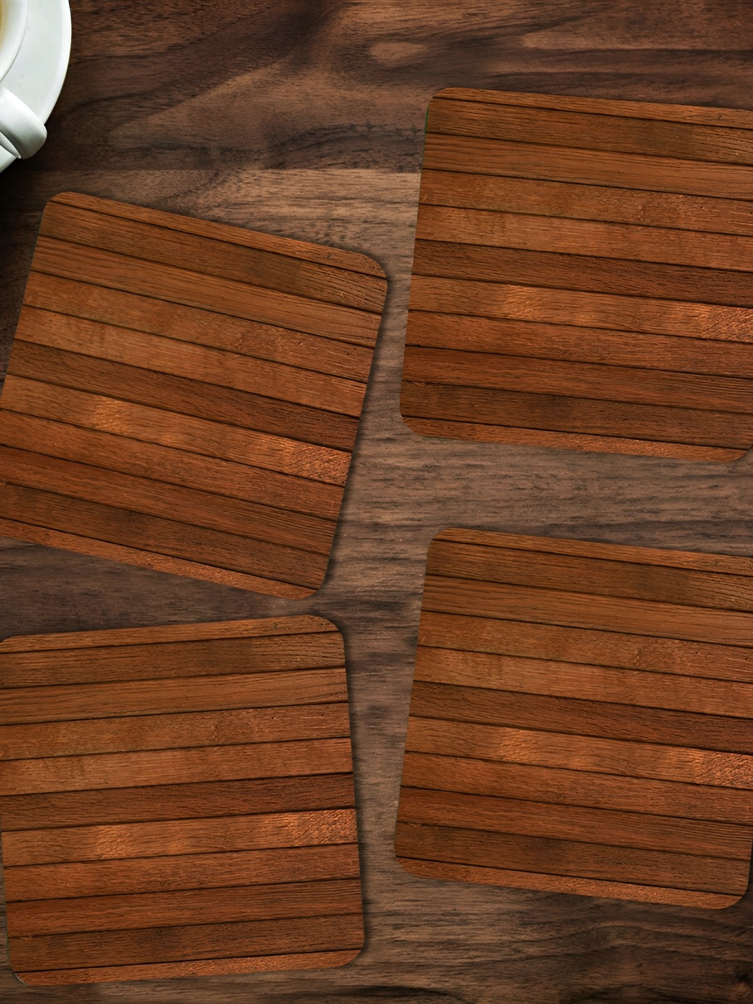 

ARTBUG Brown 4 Pieces Printed Wooden Coasters