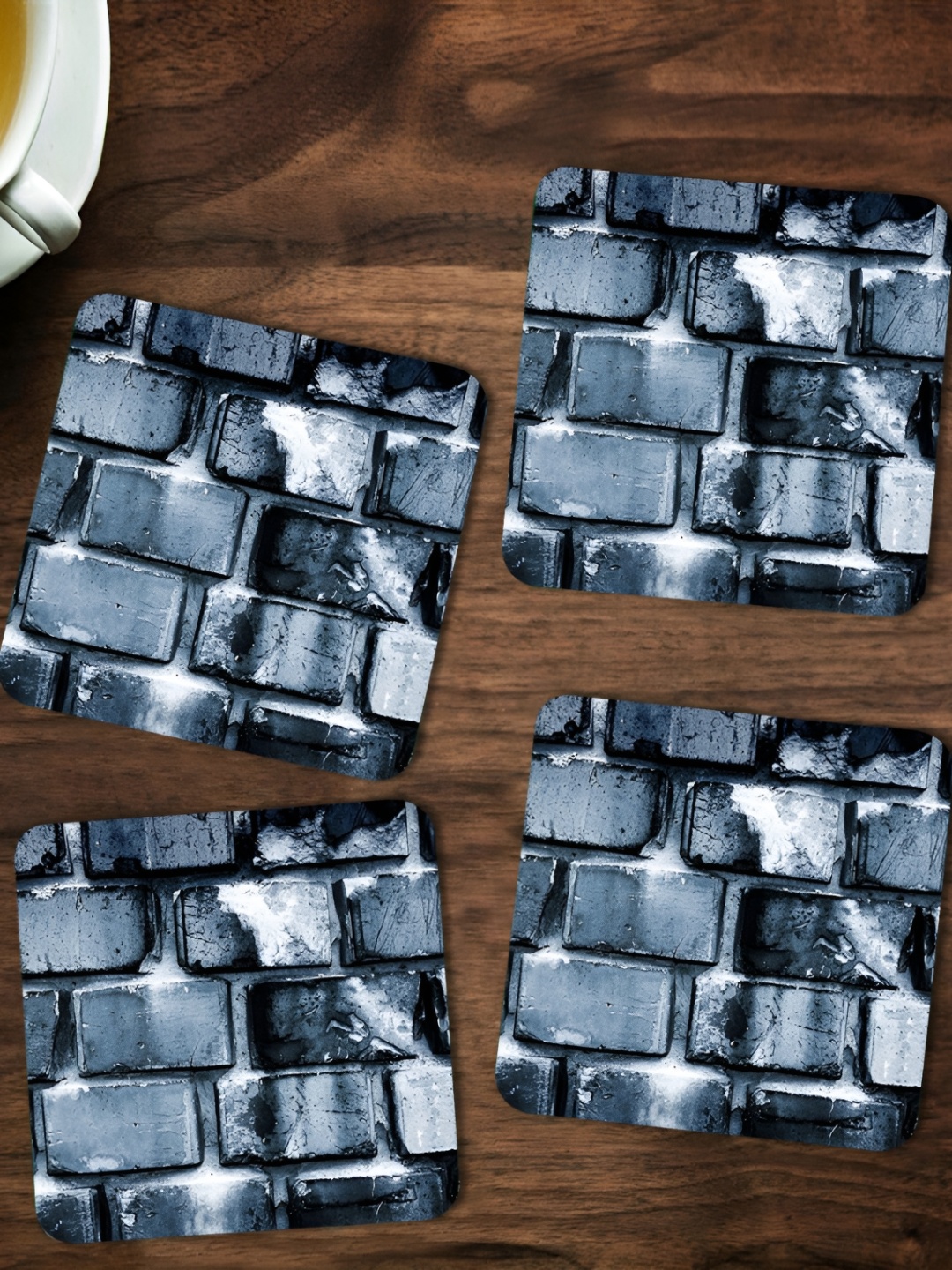 

ARTBUG Blue 4 Pieces Printed Wooden Coasters