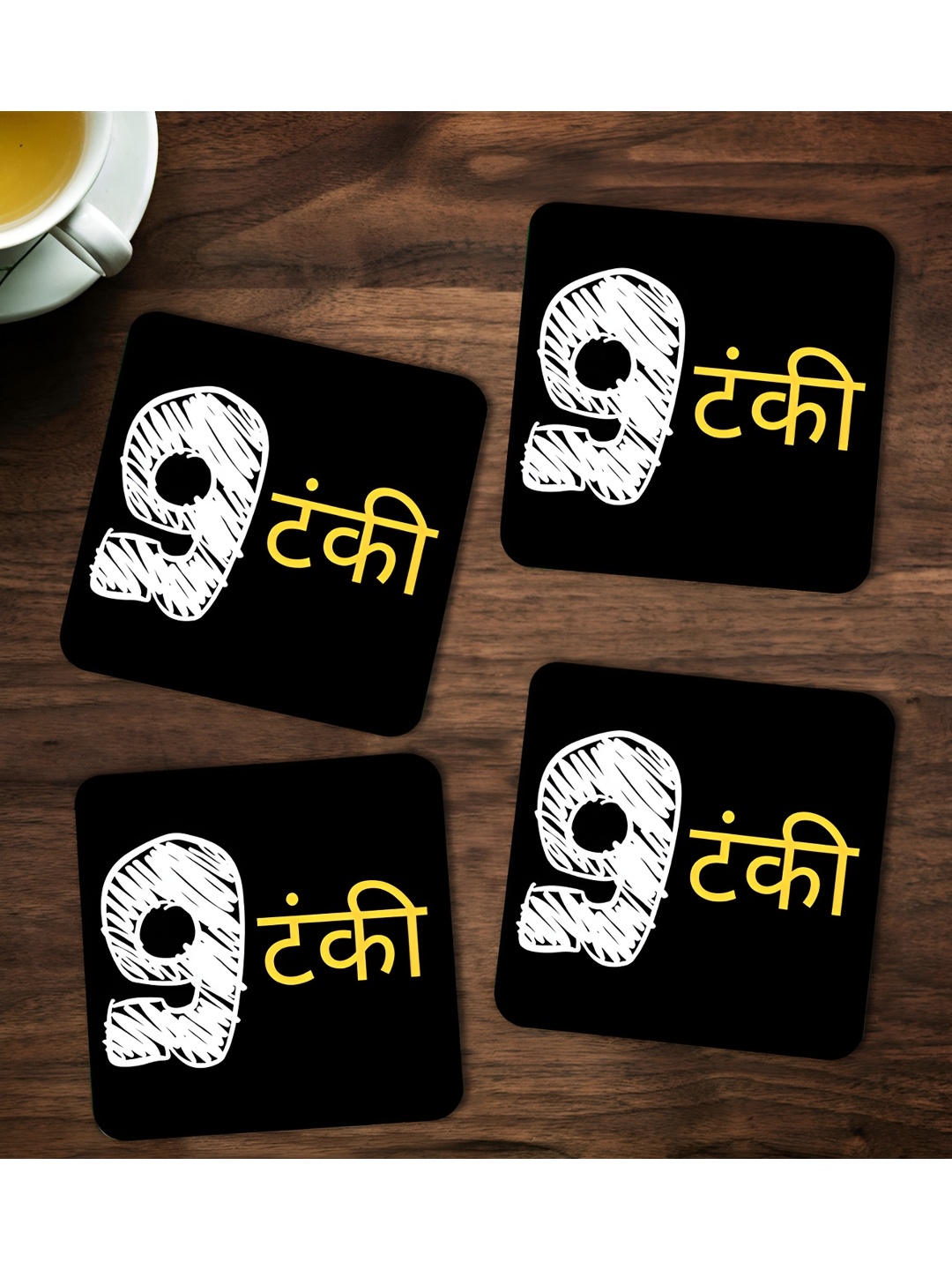 

ARTBUG Black & White 4 Pieces Printed Wooden Coasters