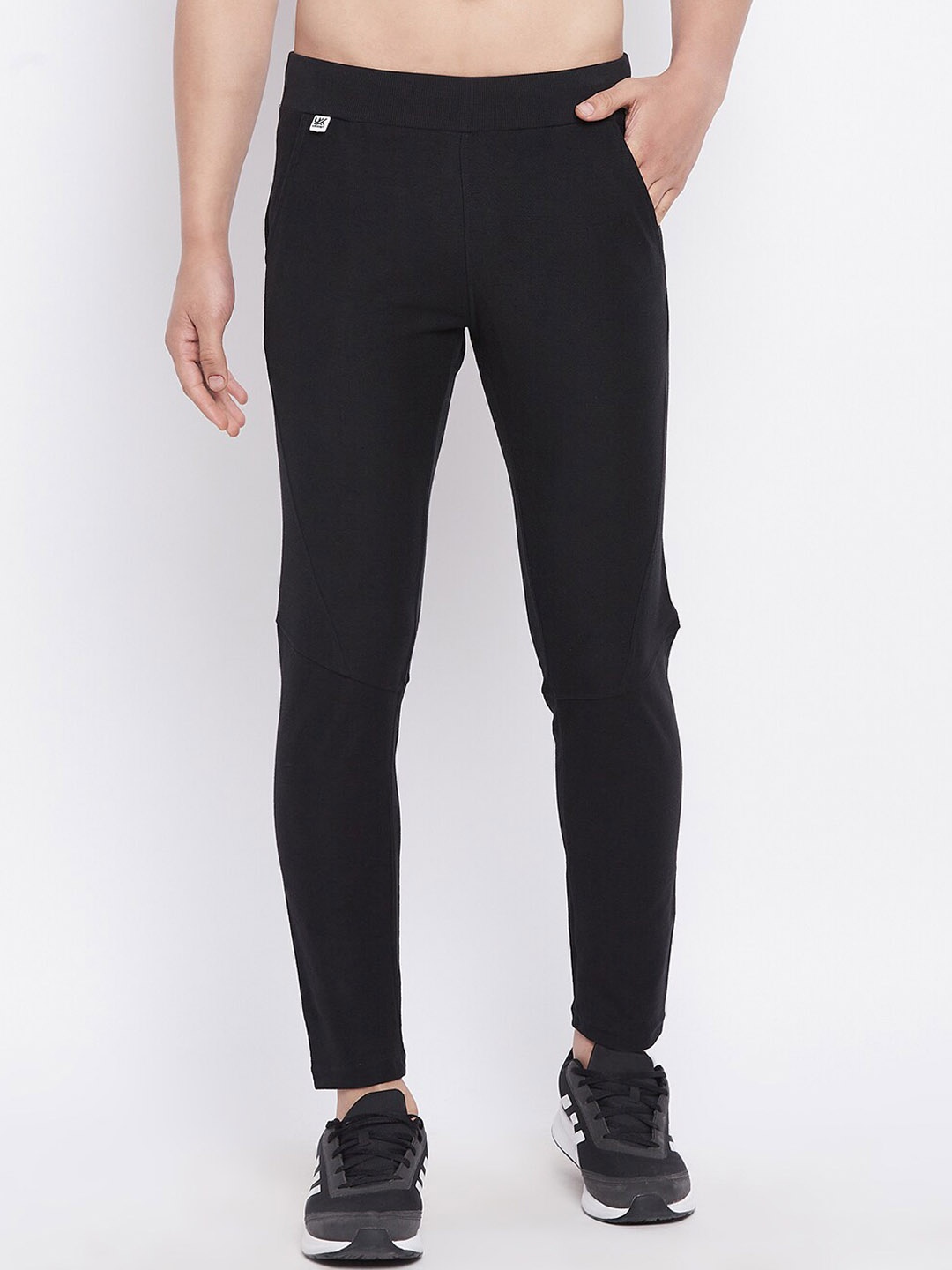 

URKNIT Men Logo Detail Pure Cotton Gym Track Pants, Black