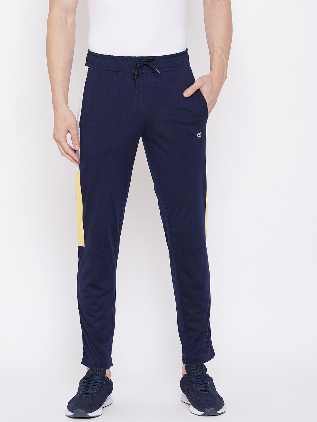 

URKNIT Men Colourblocked Mid-Rise Sports Track Pants, Navy blue