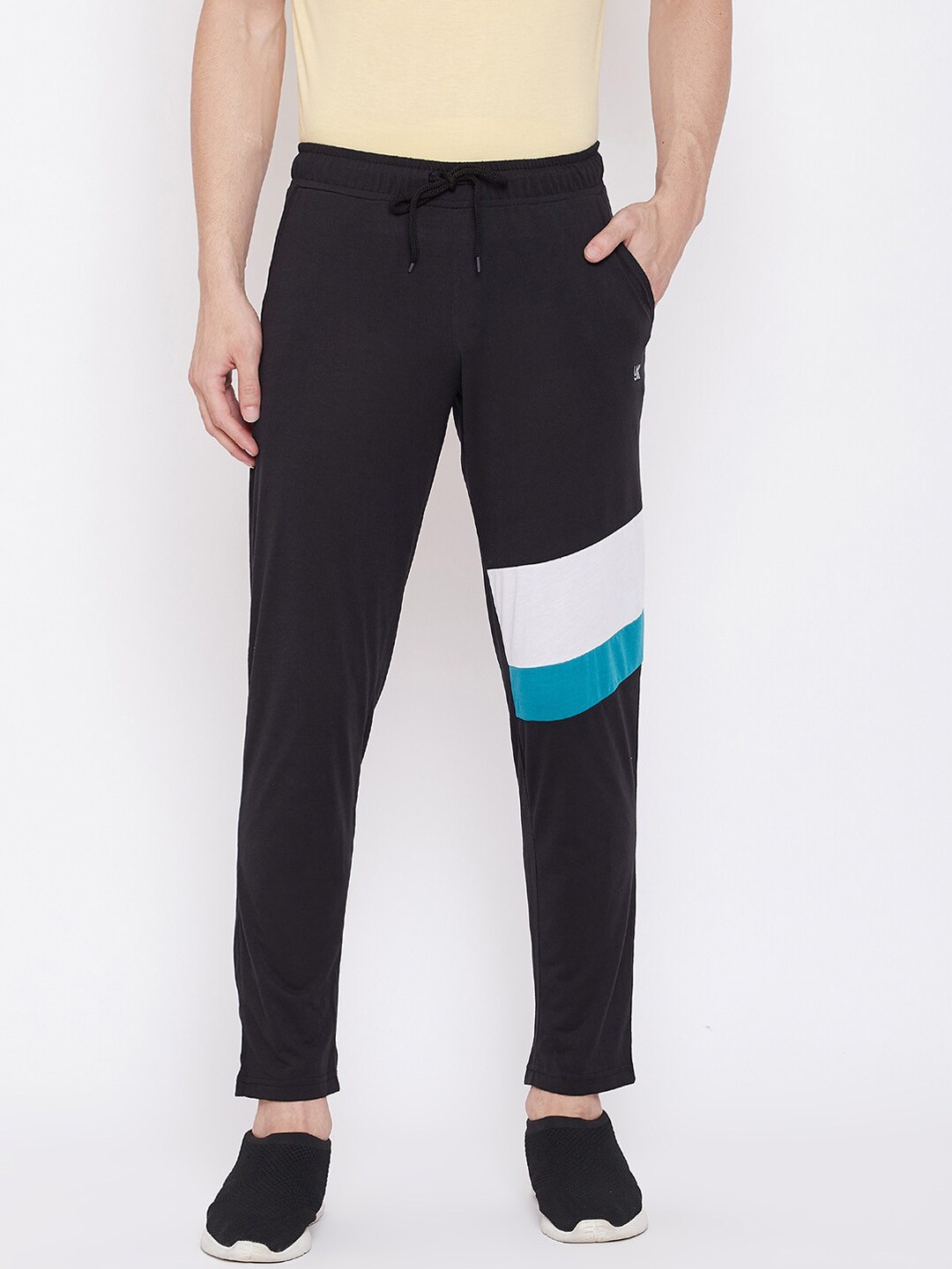 

URKNIT Men Colourblocked Track Pants, Black