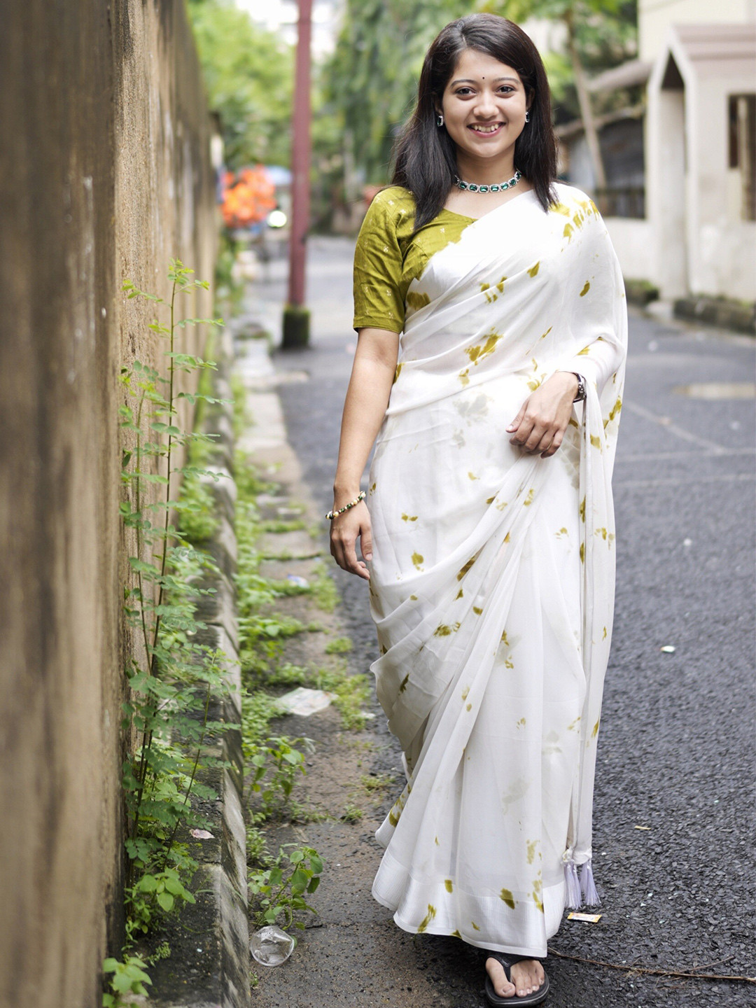 

STAVA CREATION Tie and Dye Poly Georgette Designer Saree, Green
