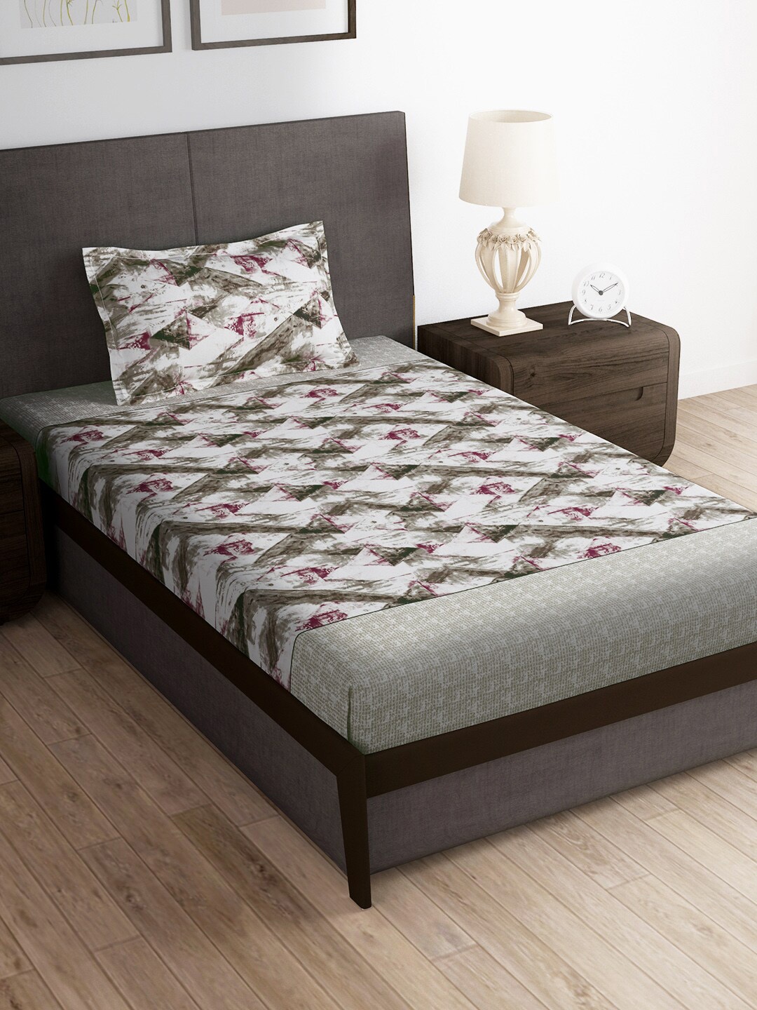 

Story@home Brown 180 TC Single Bedsheet with 1 Pillow Cover