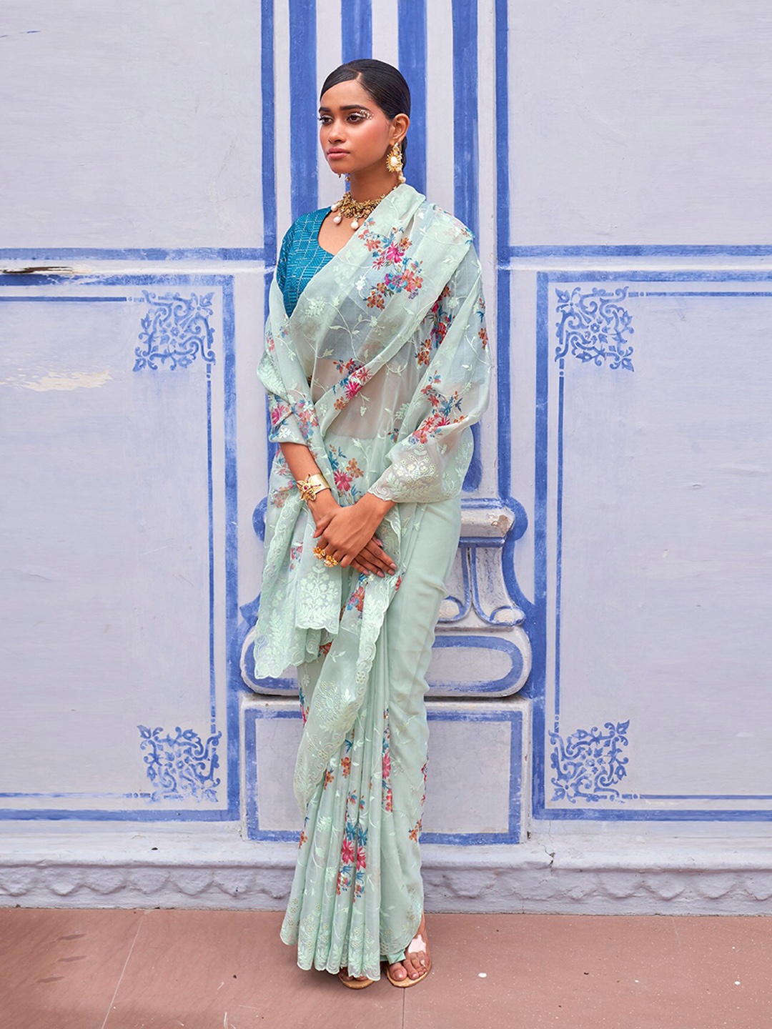 

elora Floral Printed Saree, Green