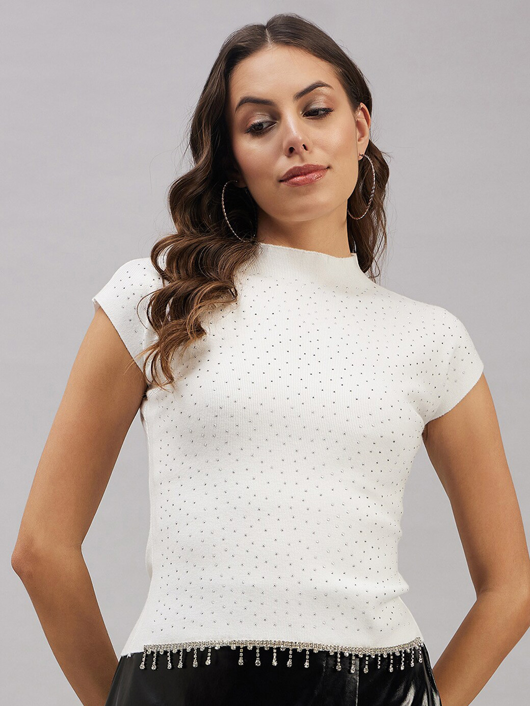 

Chemistry Embellished High Neck Extended Sleeves Woollen Top, White