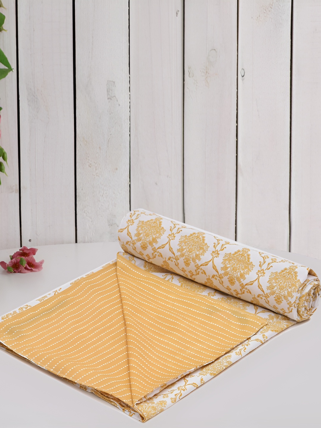 

RRC Yellow & White Floral Printed Cotton Super Soft Duvet Cover With Zipper