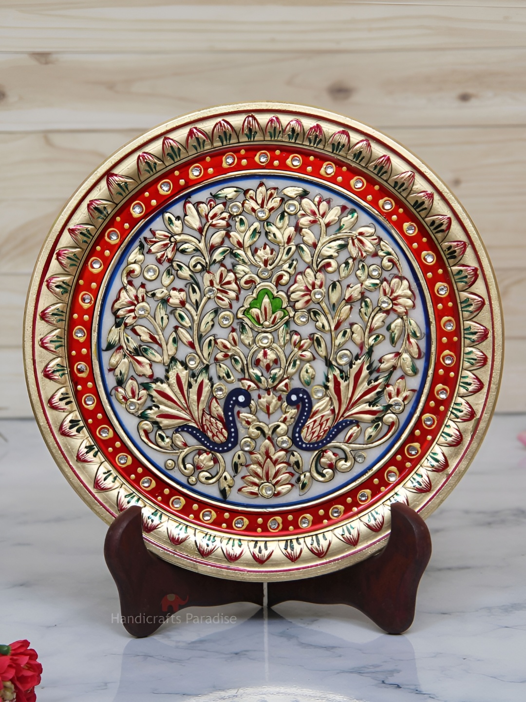 

HANDICRAFTS PARADISE Red and Green Marble Showpiece