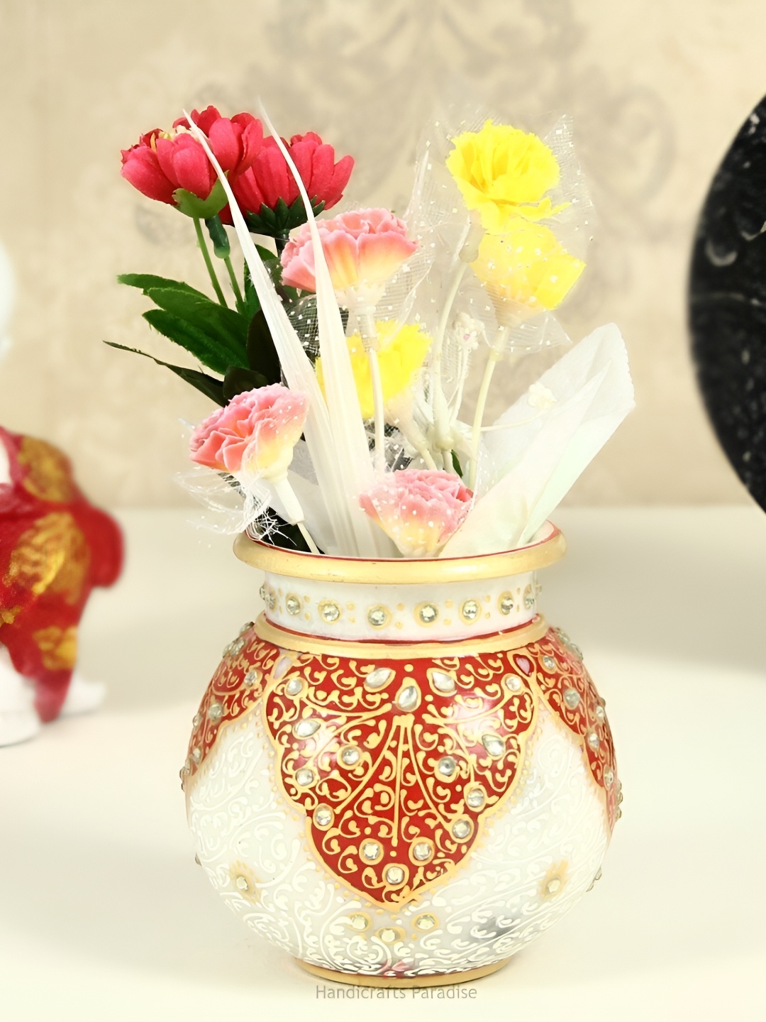 

HANDICRAFTS PARADISE White & Red Enamel Work Textured Marble Vase