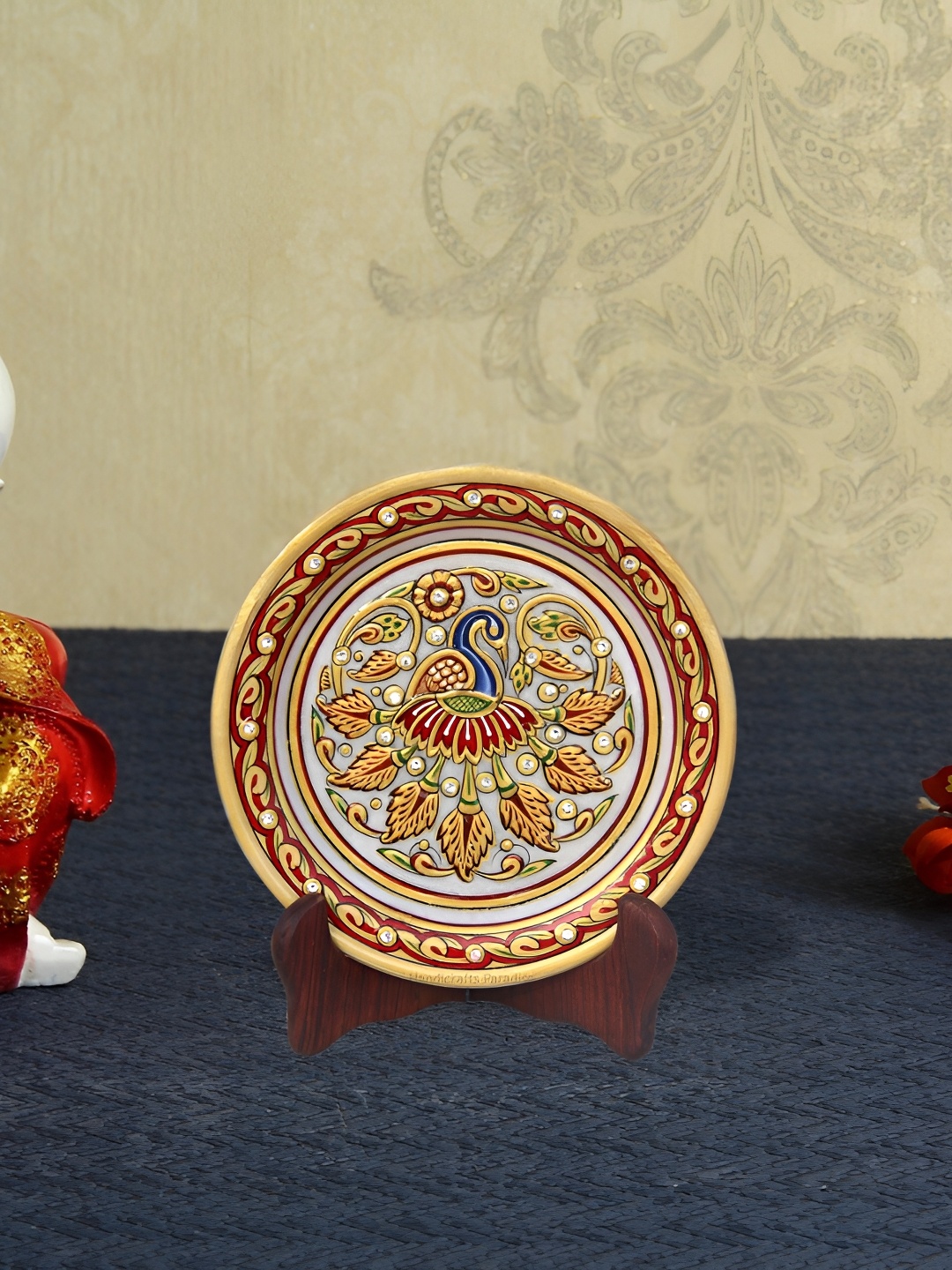 

HANDICRAFTS PARADISE Gold Toned & Red Marble Round Plate Showpiece