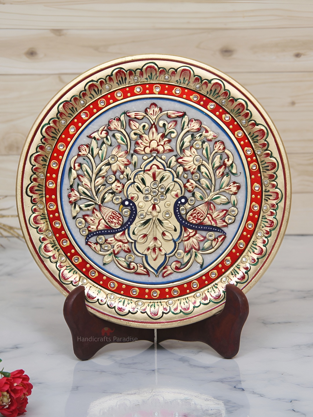 

HANDICRAFTS PARADISE Red and Green Marble Showpiece