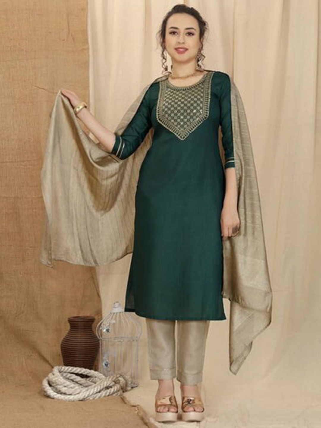

Twika Embroidered Regular Kurti with Trousers & With Dupatta, Green