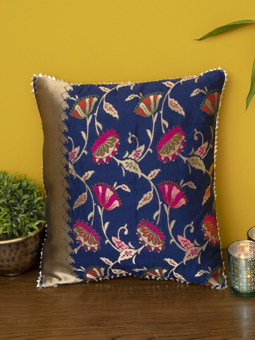 

Mryga Blue & Pink Floral Square Cushion Covers