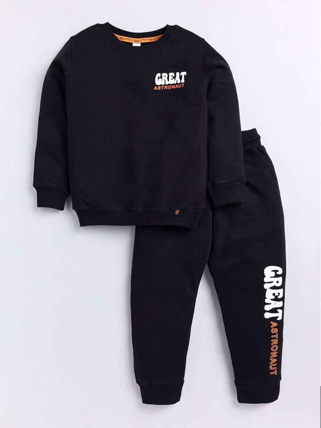 

Ginie Boys Printed Pure Cotton Sweatshirt with Joggers, Black